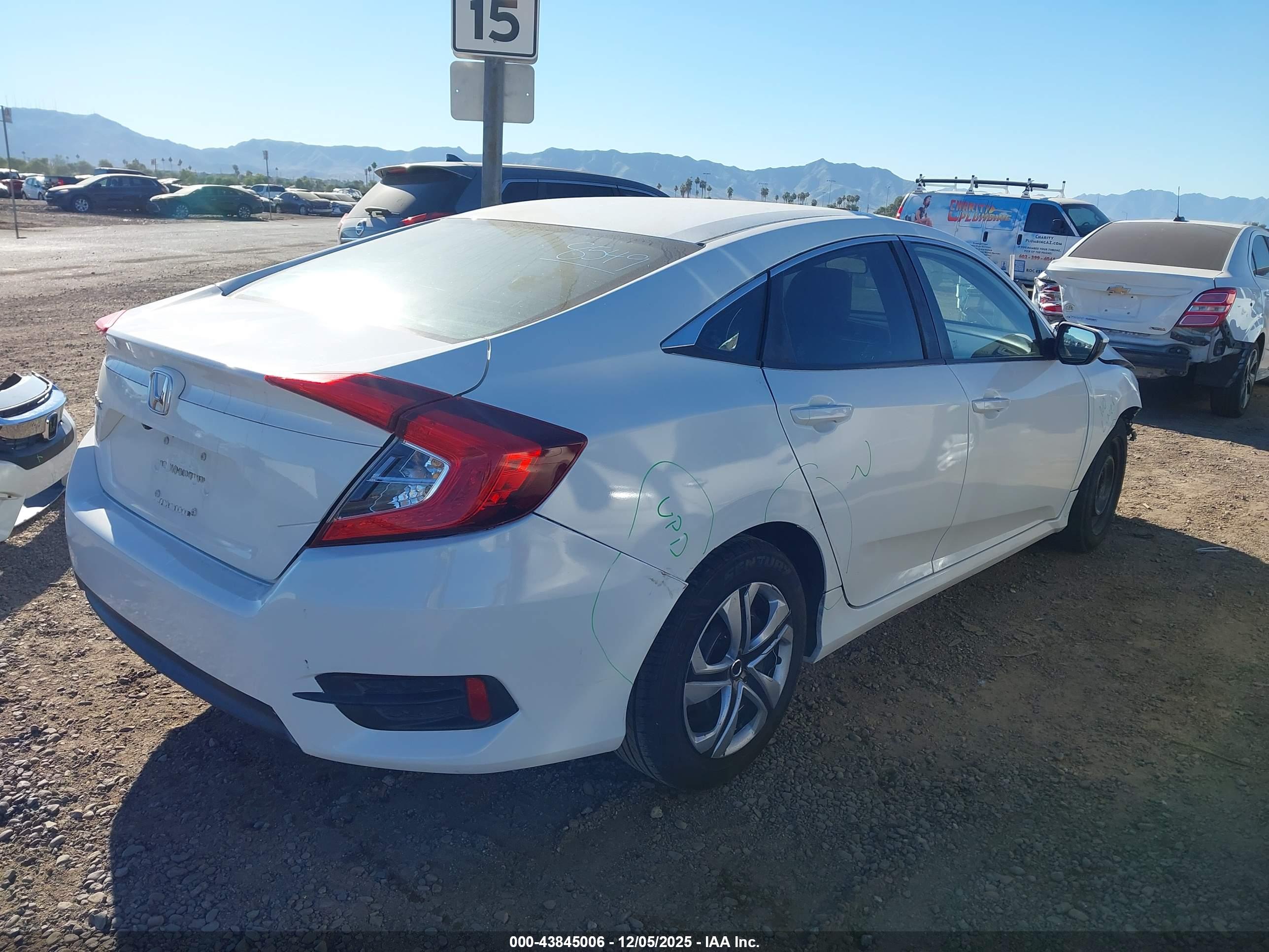 HONDA CIVIC image 4