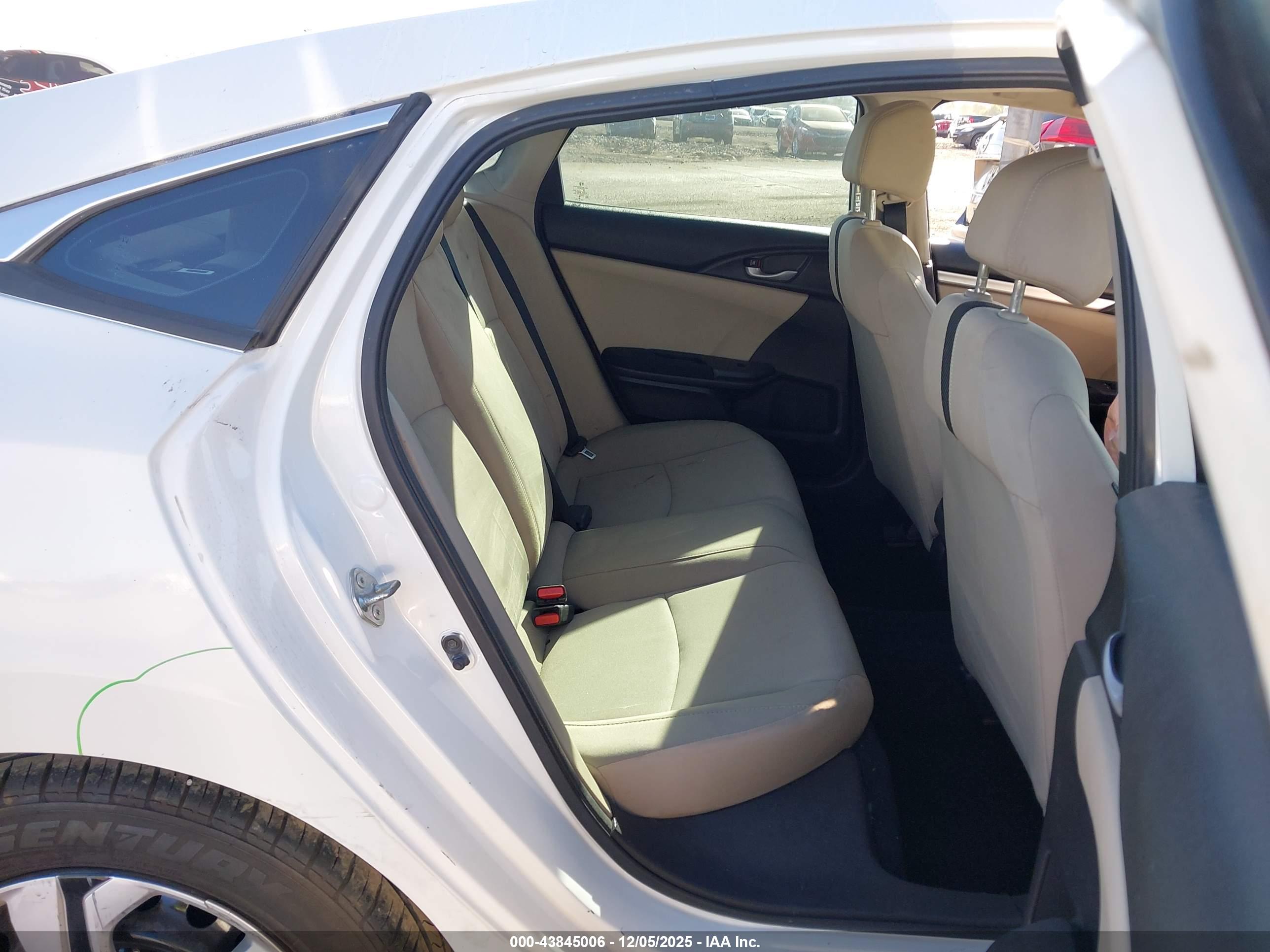 HONDA CIVIC image 8