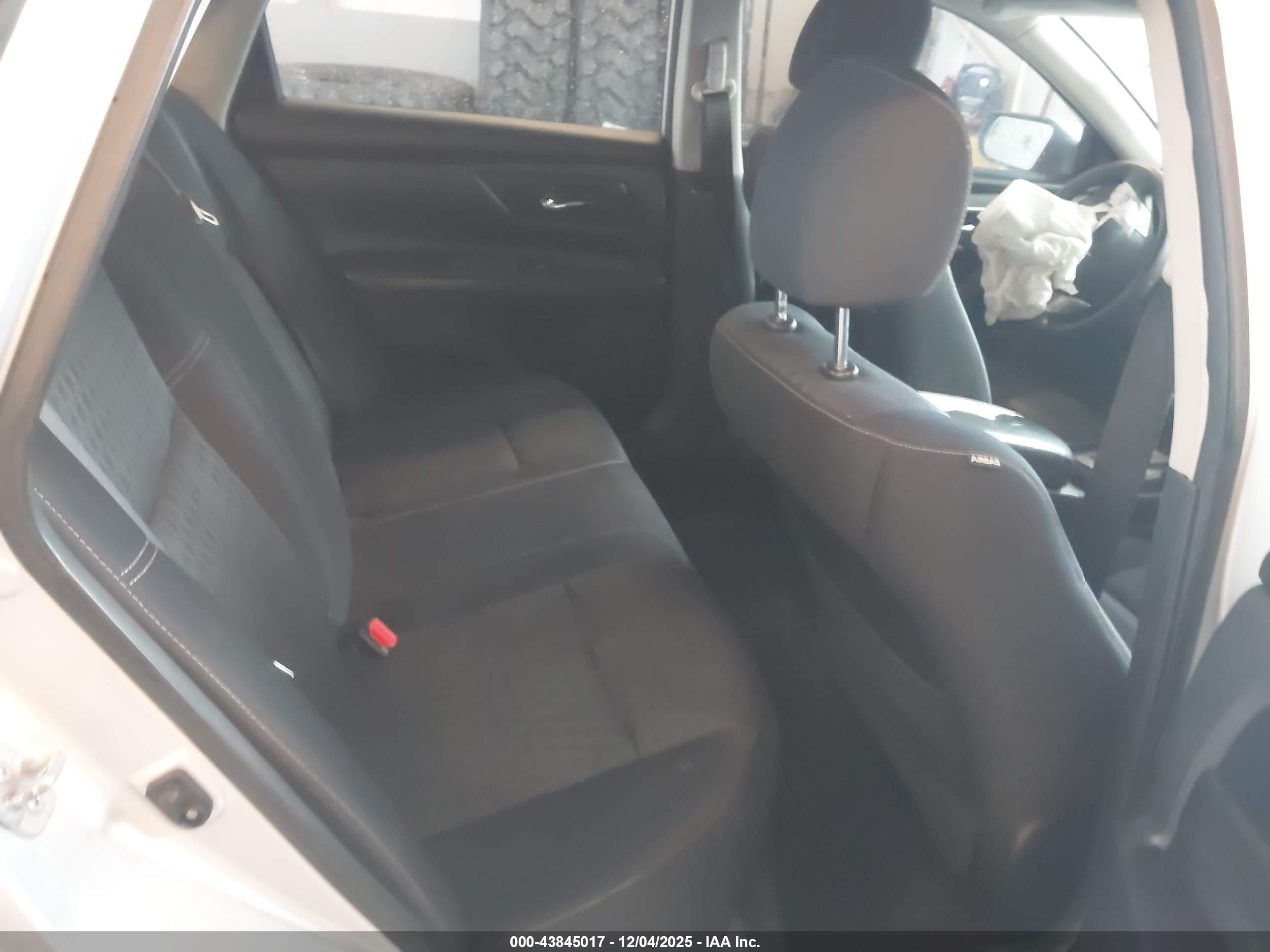 NISSAN ALTIMA image 8