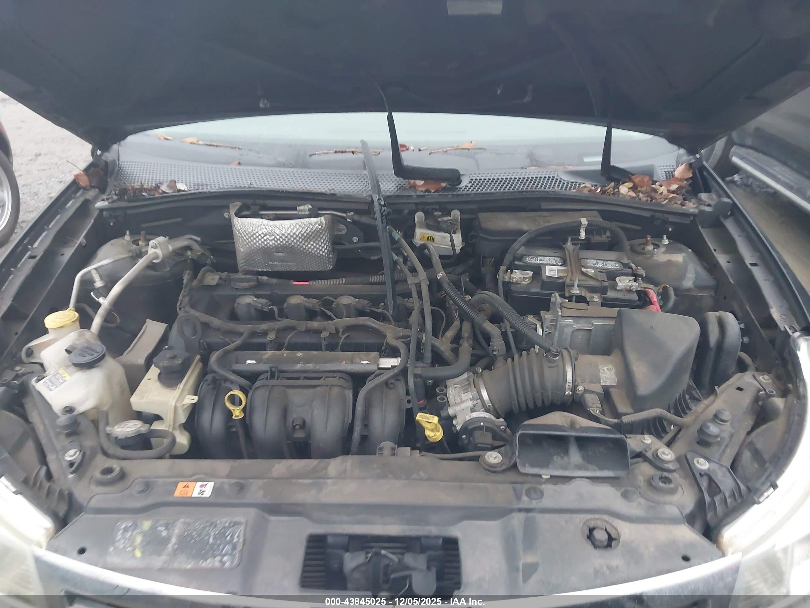 FORD FOCUS image 10