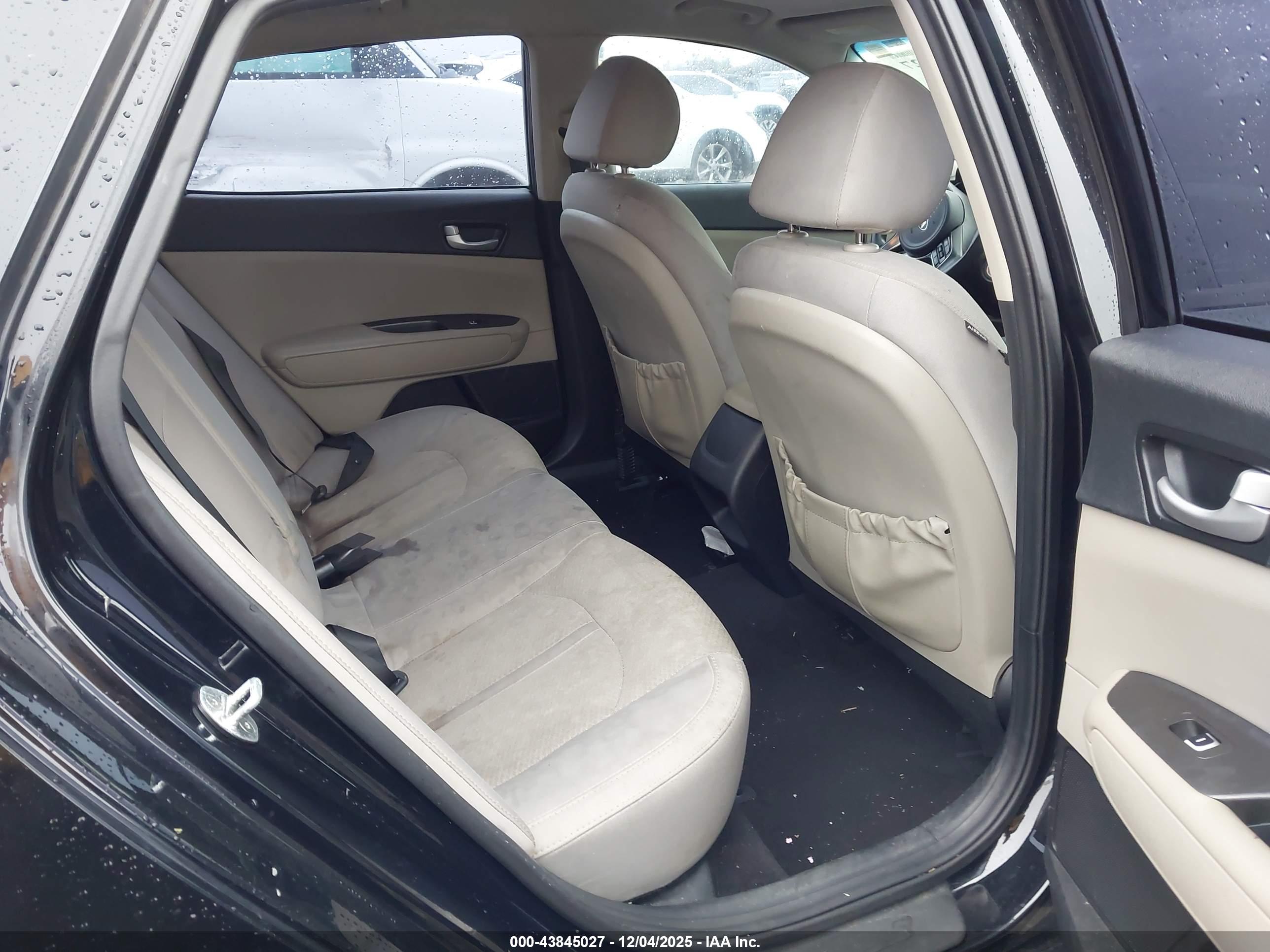 KIA OPTIMA image 8