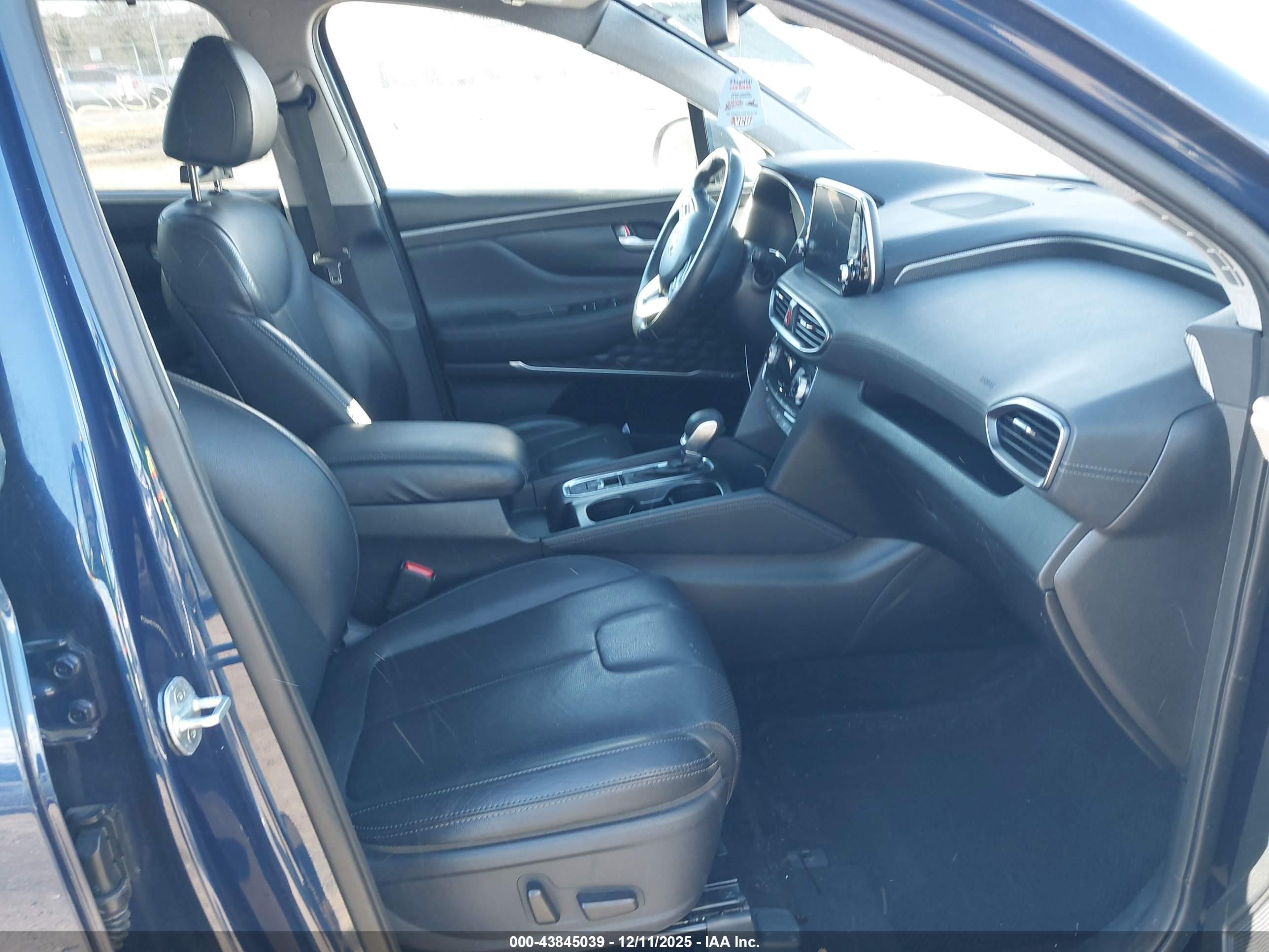HYUNDAI SANTA image 5