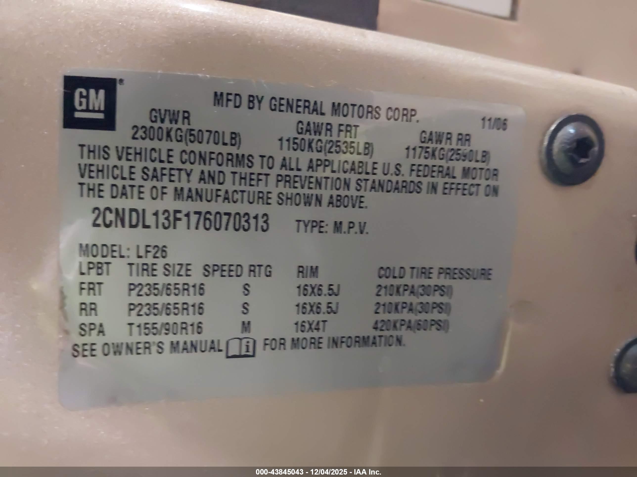 CHEVROLET EQUINOX image 9
