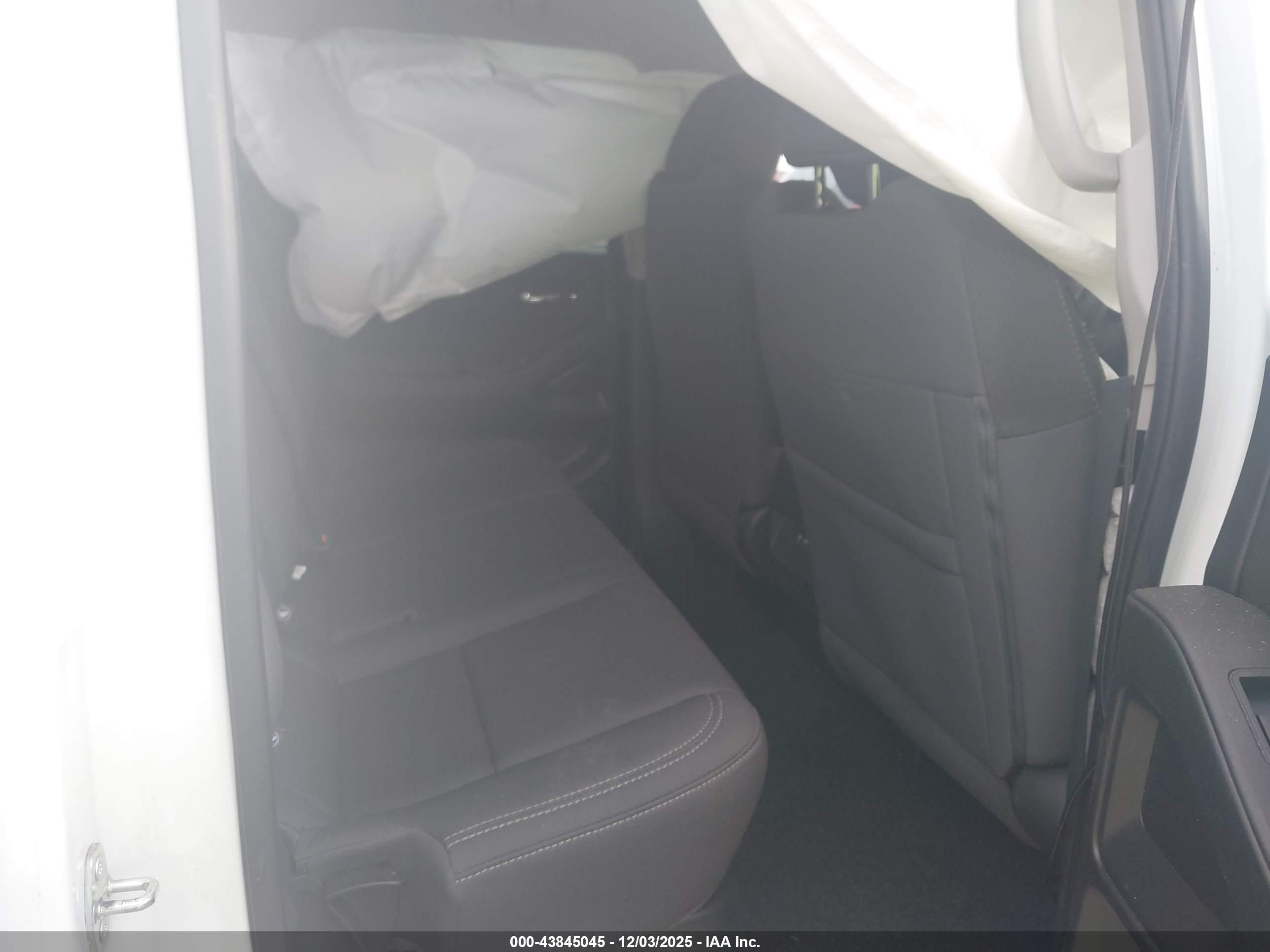 NISSAN FRONTIER image 8
