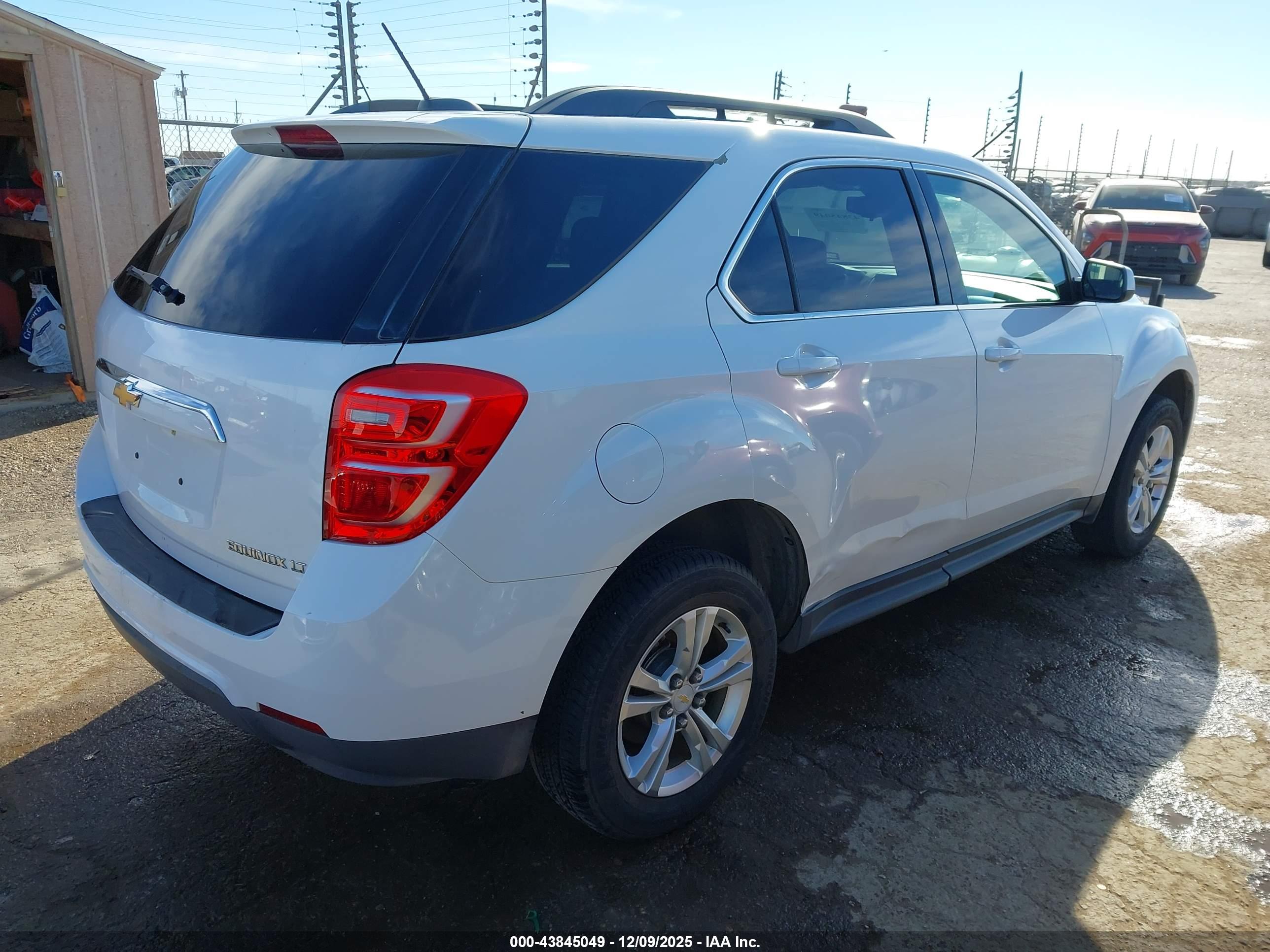 CHEVROLET EQUINOX image 4
