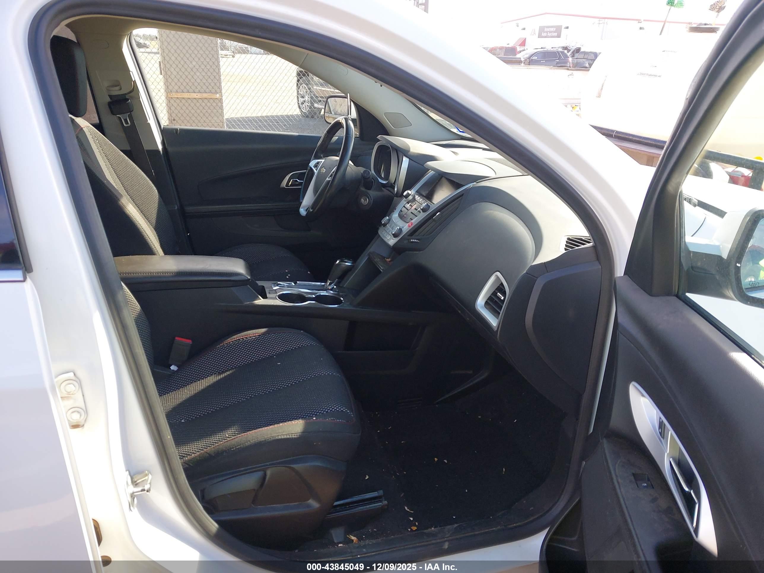 CHEVROLET EQUINOX image 5