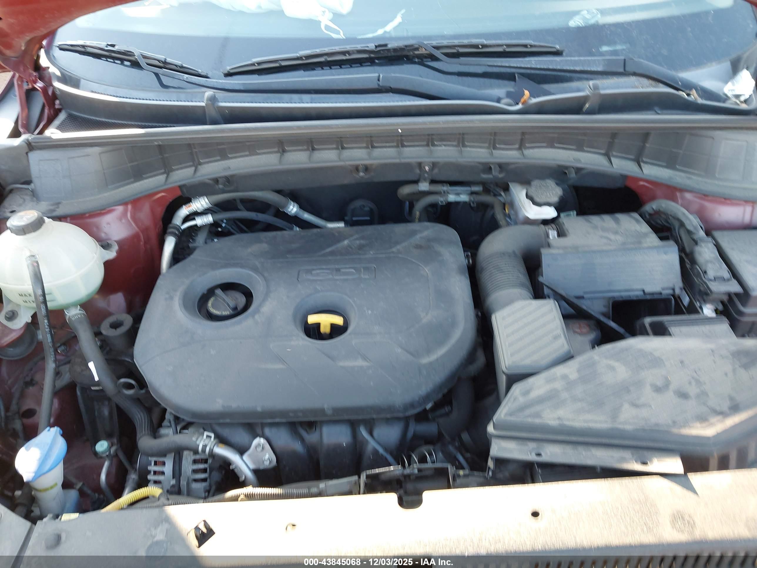 HYUNDAI TUCSON image 10