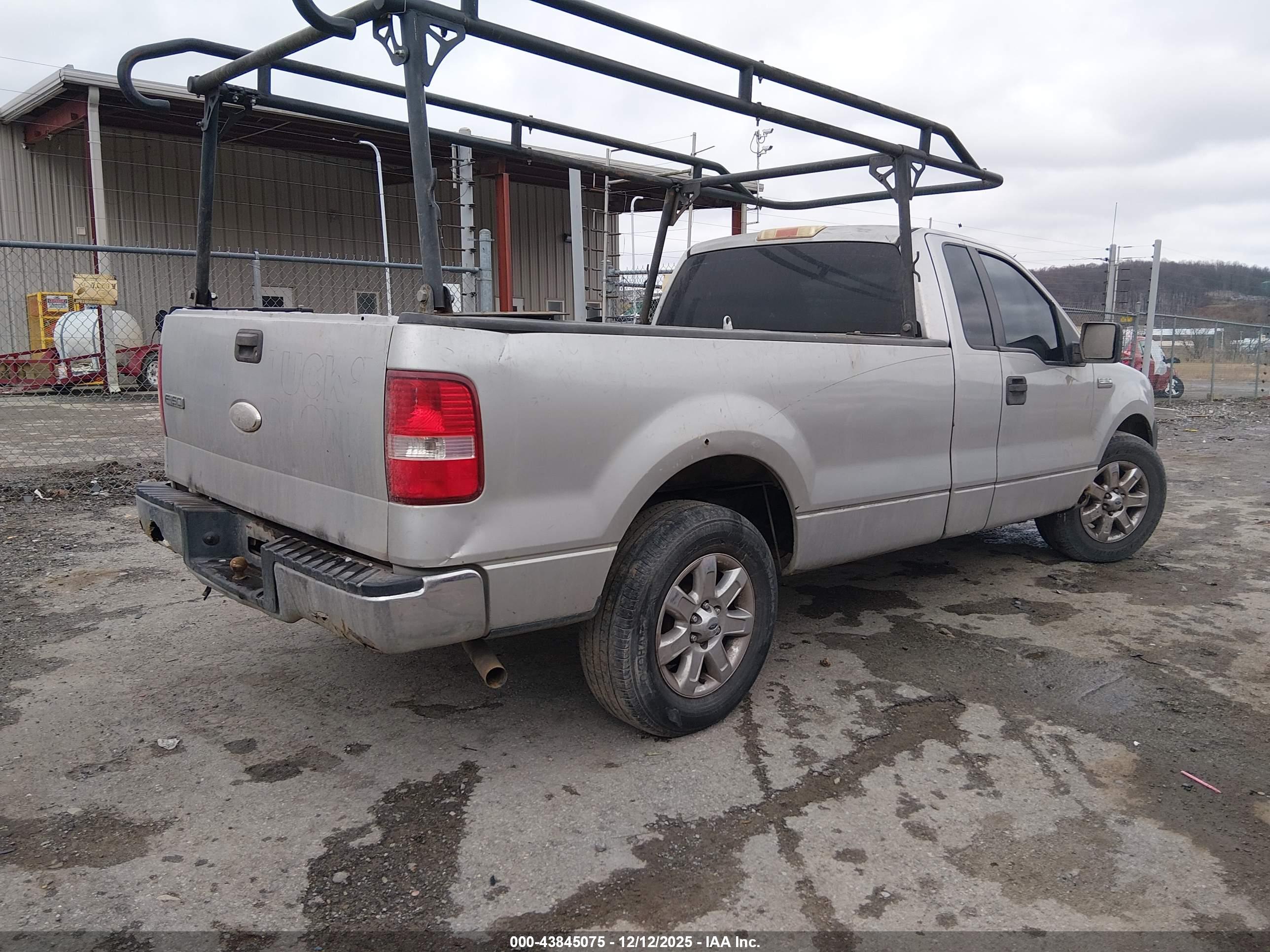 FORD F-150 image 4