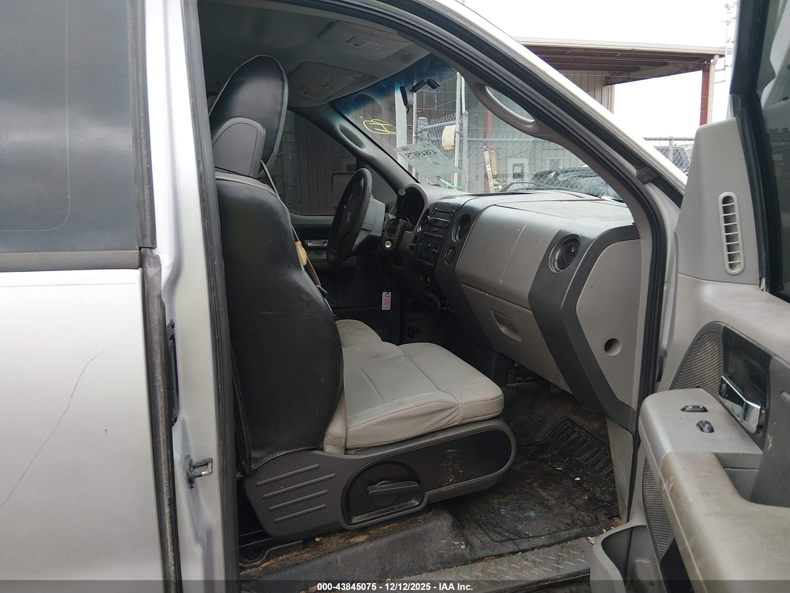FORD F-150 image 5