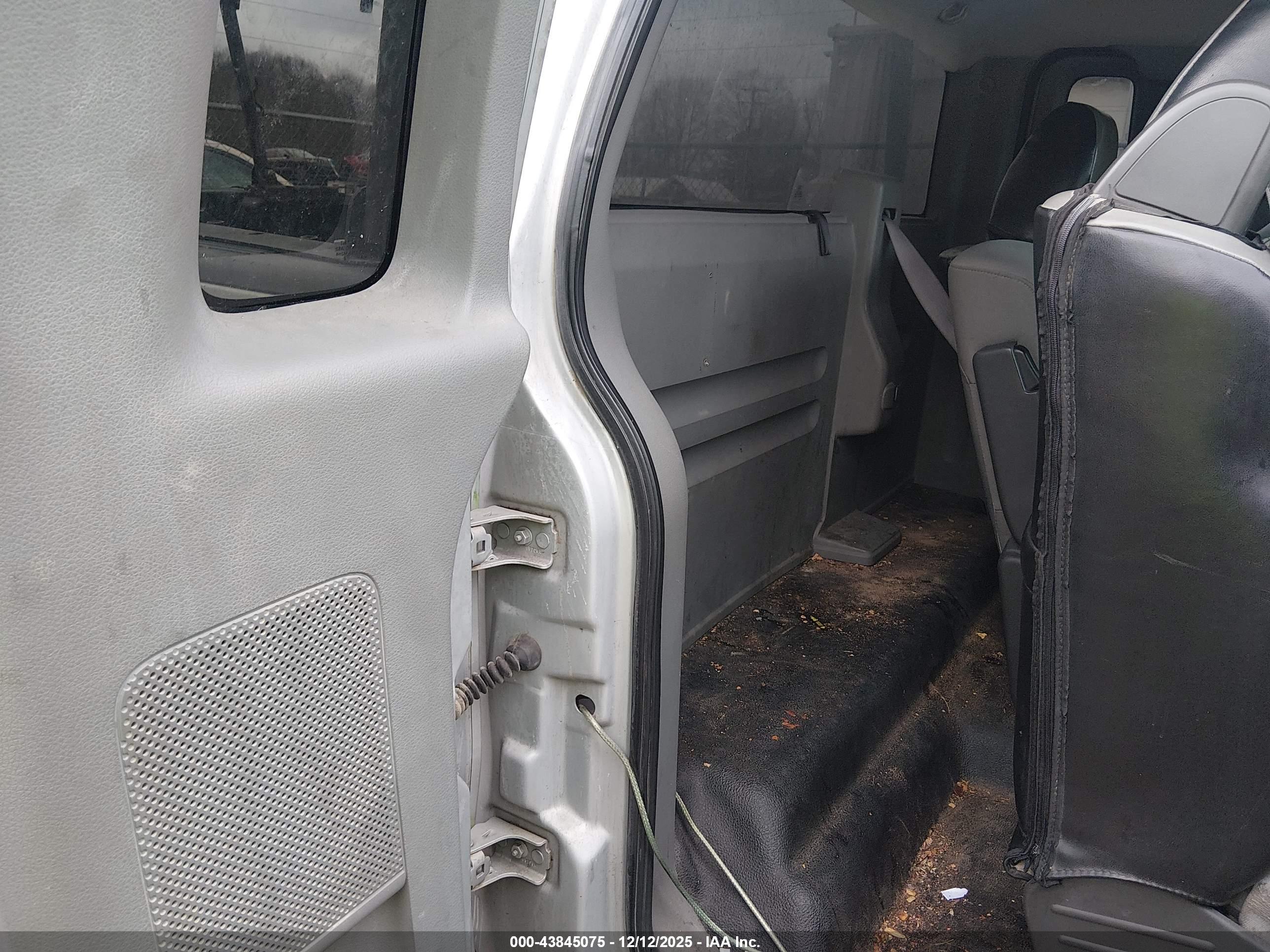FORD F-150 image 8