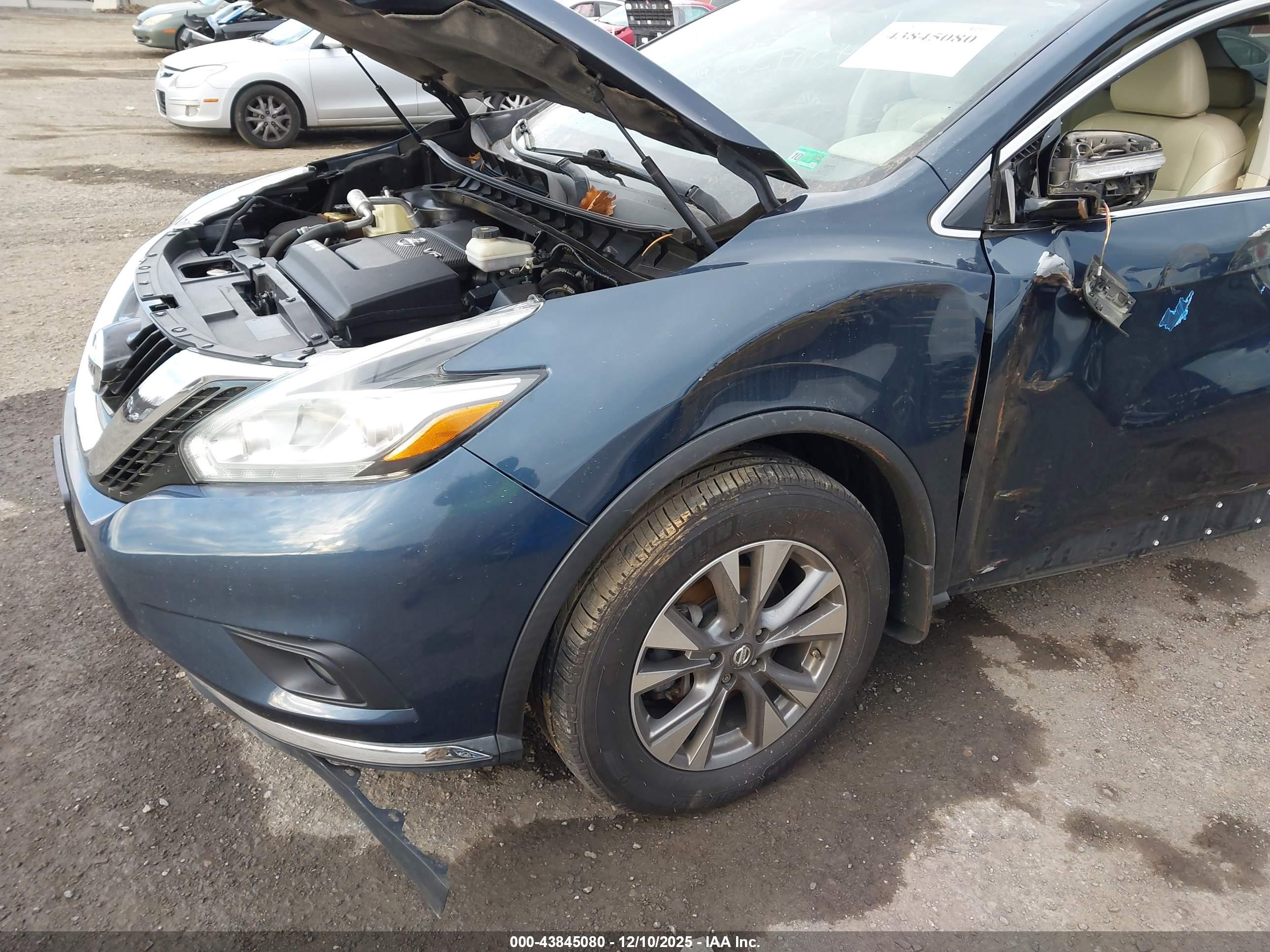 NISSAN MURANO image 6