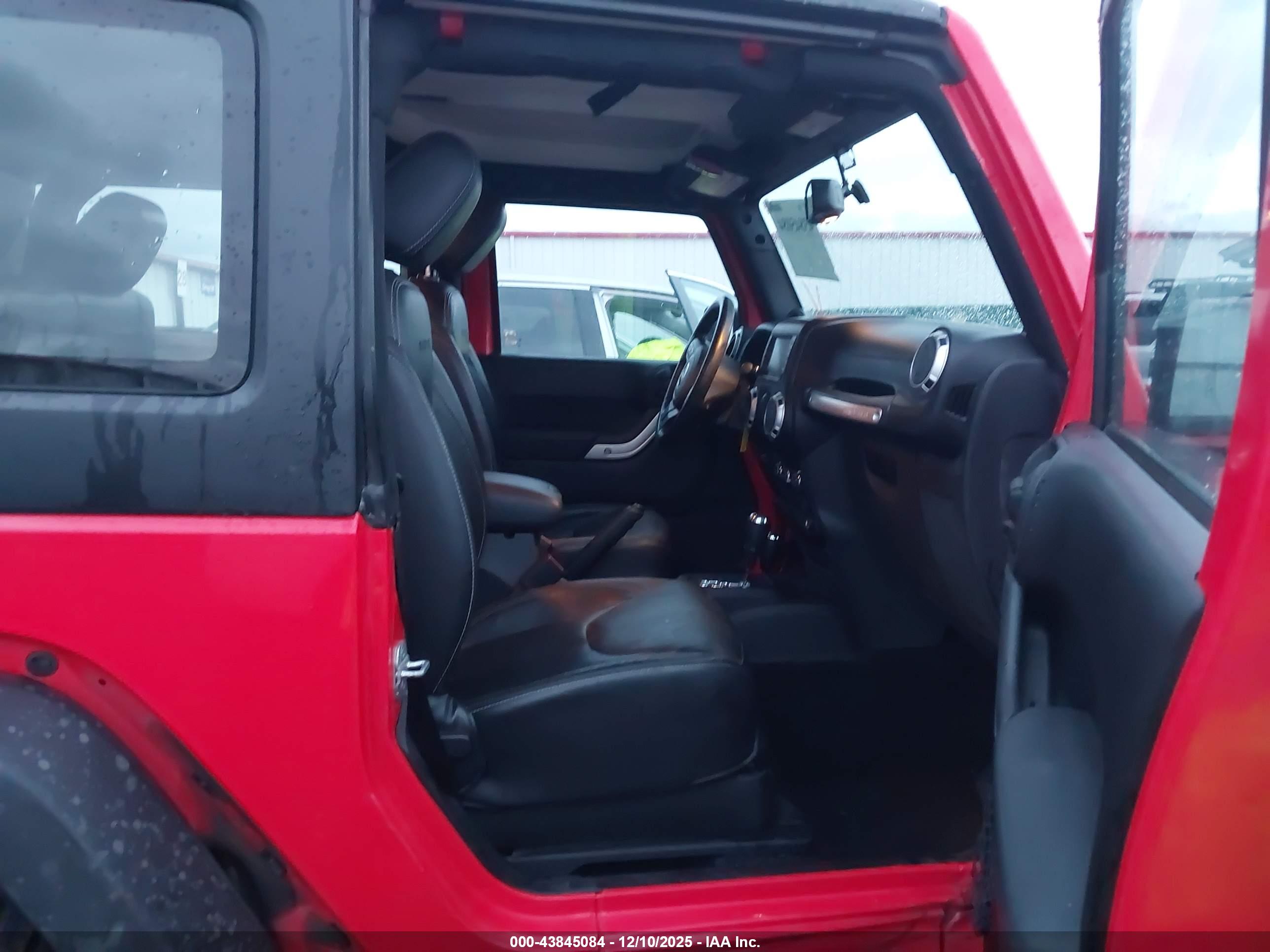 JEEP WRANGLER image 5