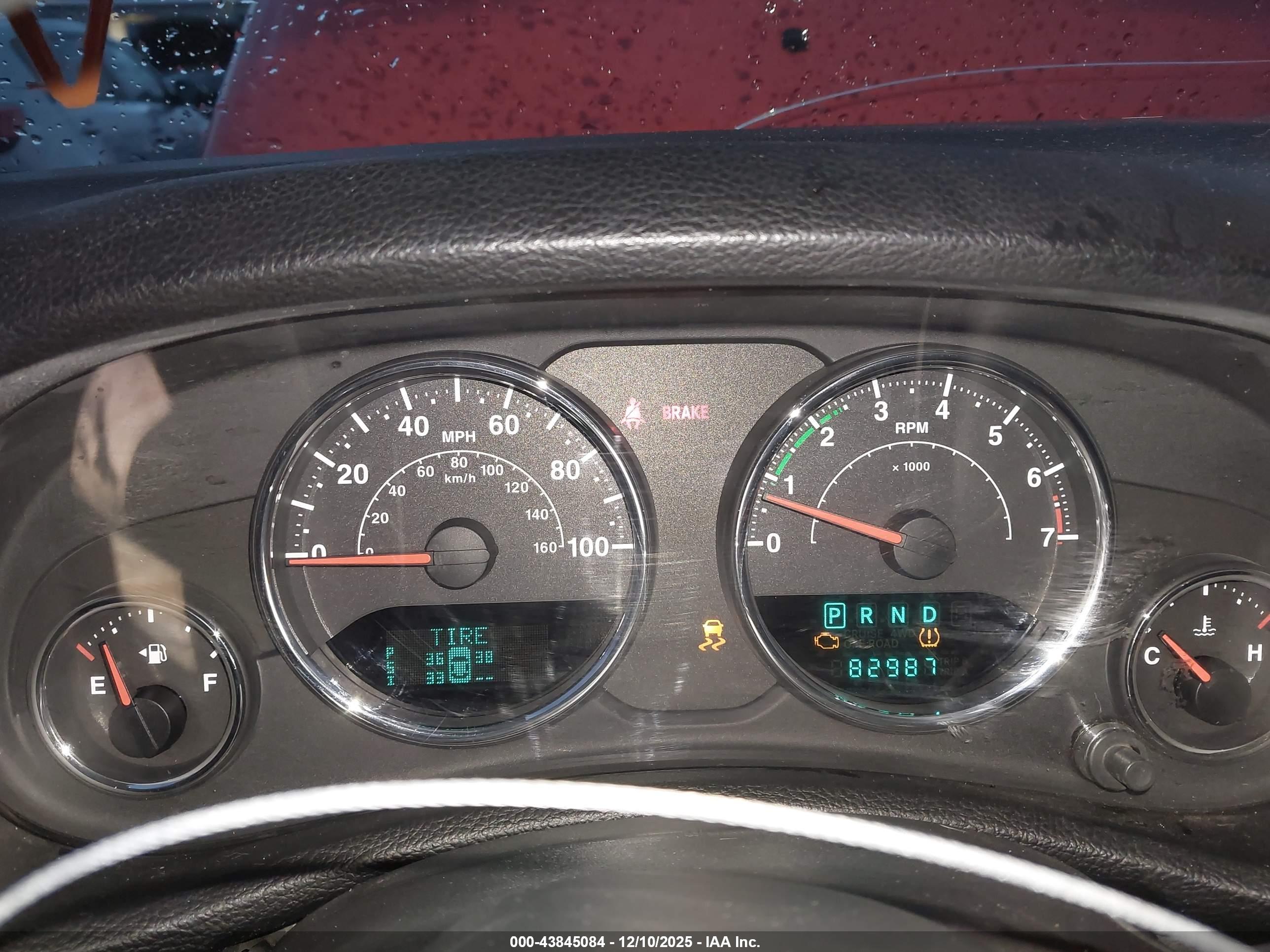 JEEP WRANGLER image 7