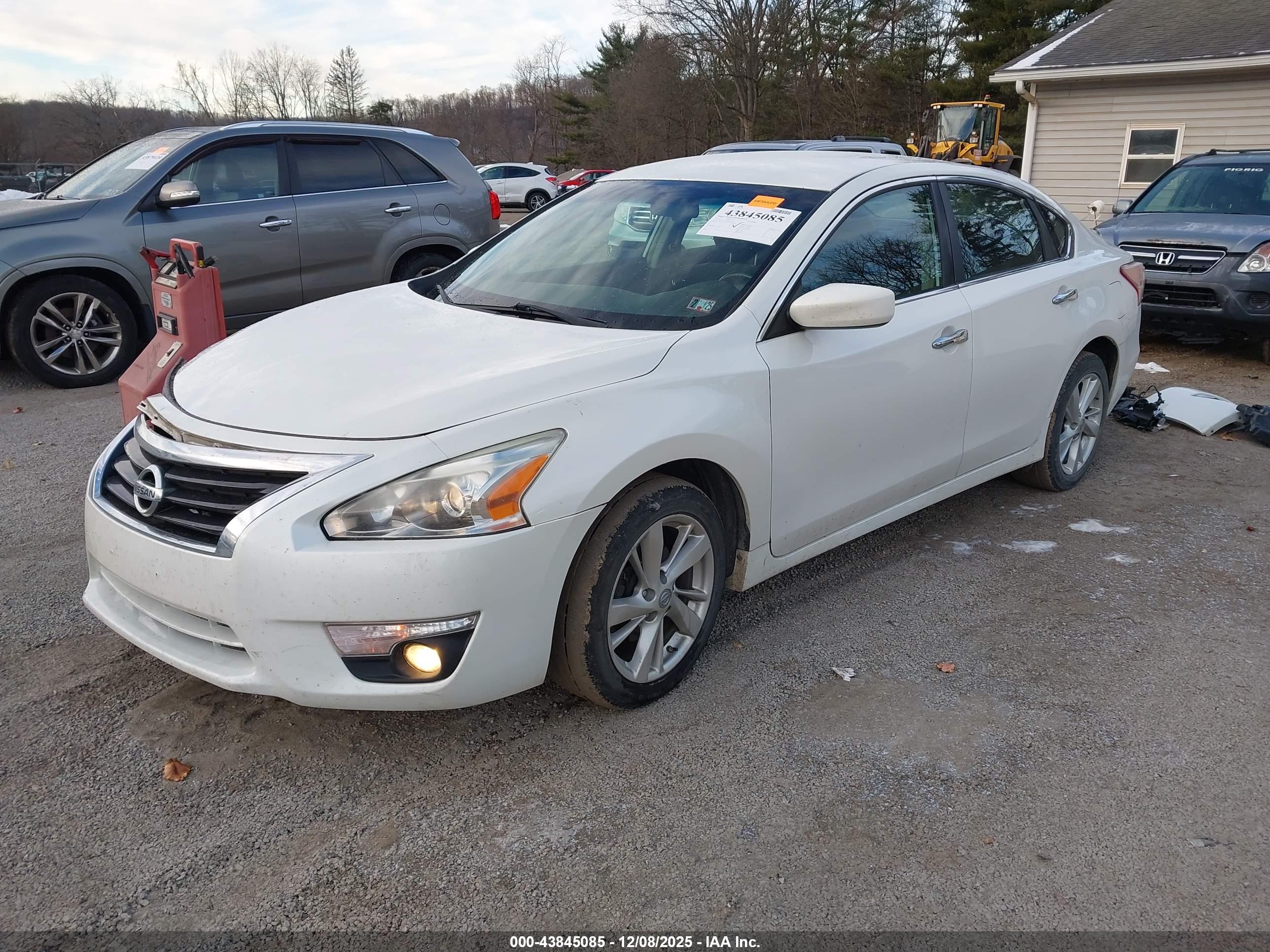 NISSAN ALTIMA image 2
