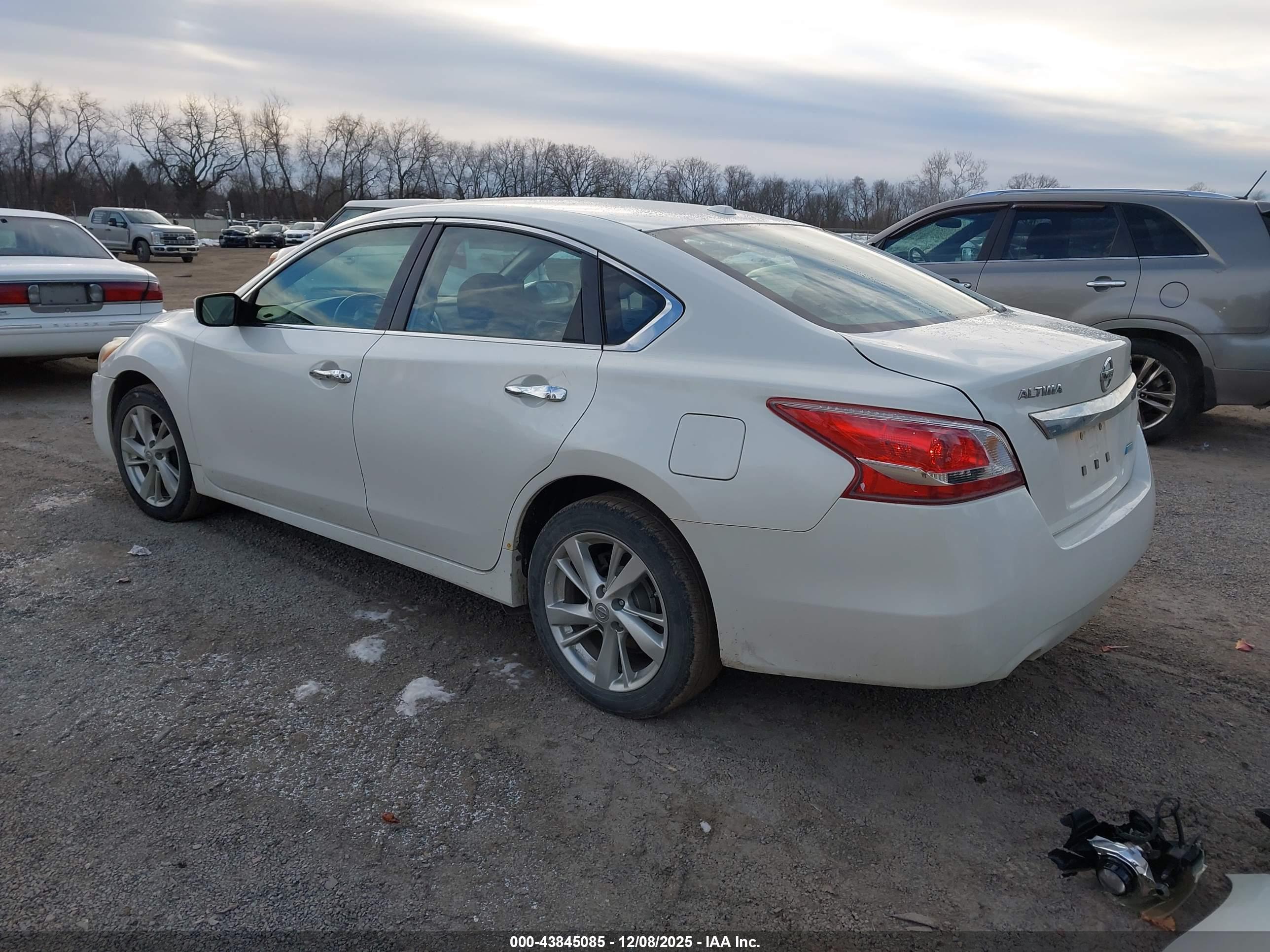NISSAN ALTIMA image 3