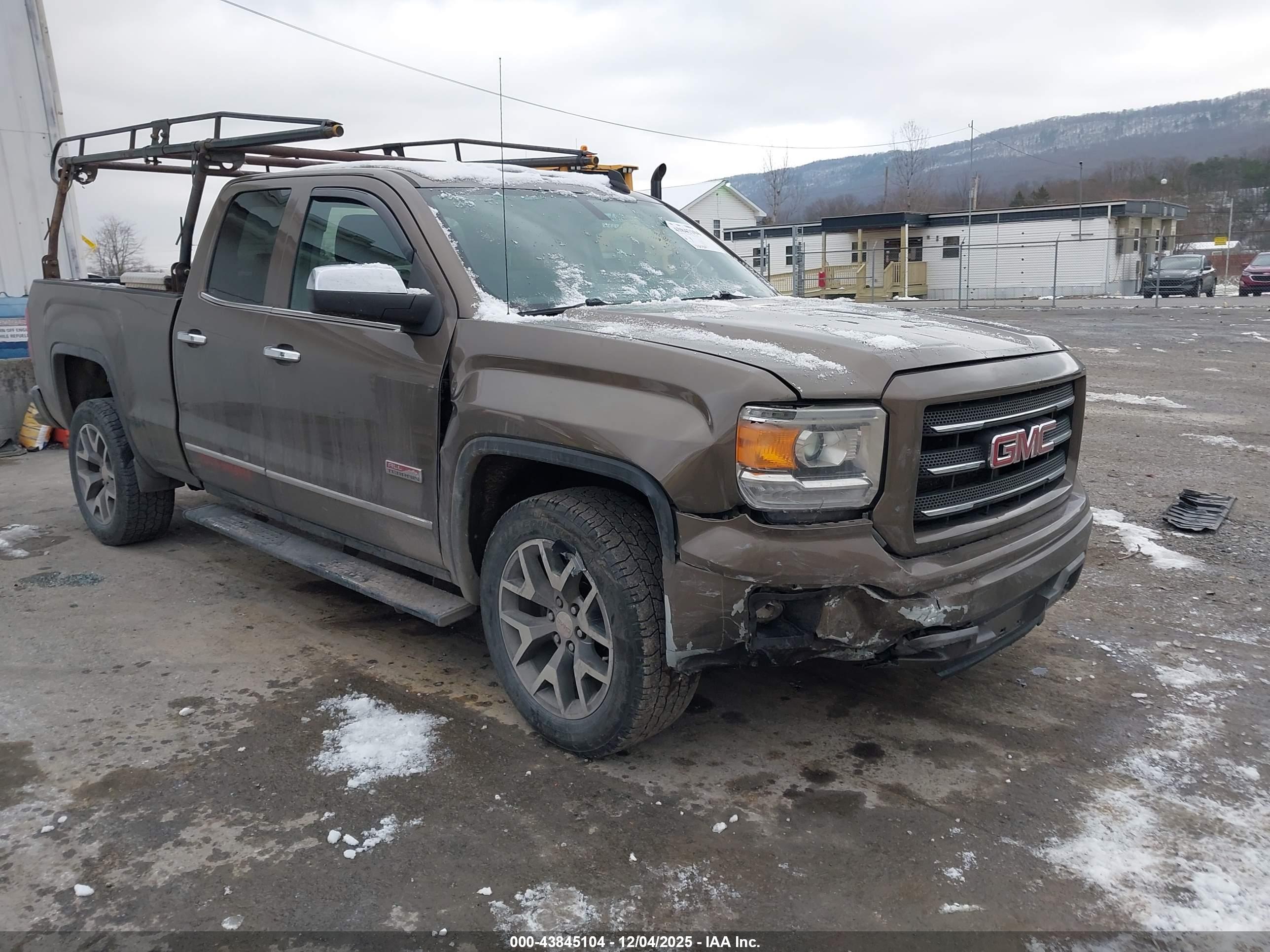 GMC SIERRA image 6