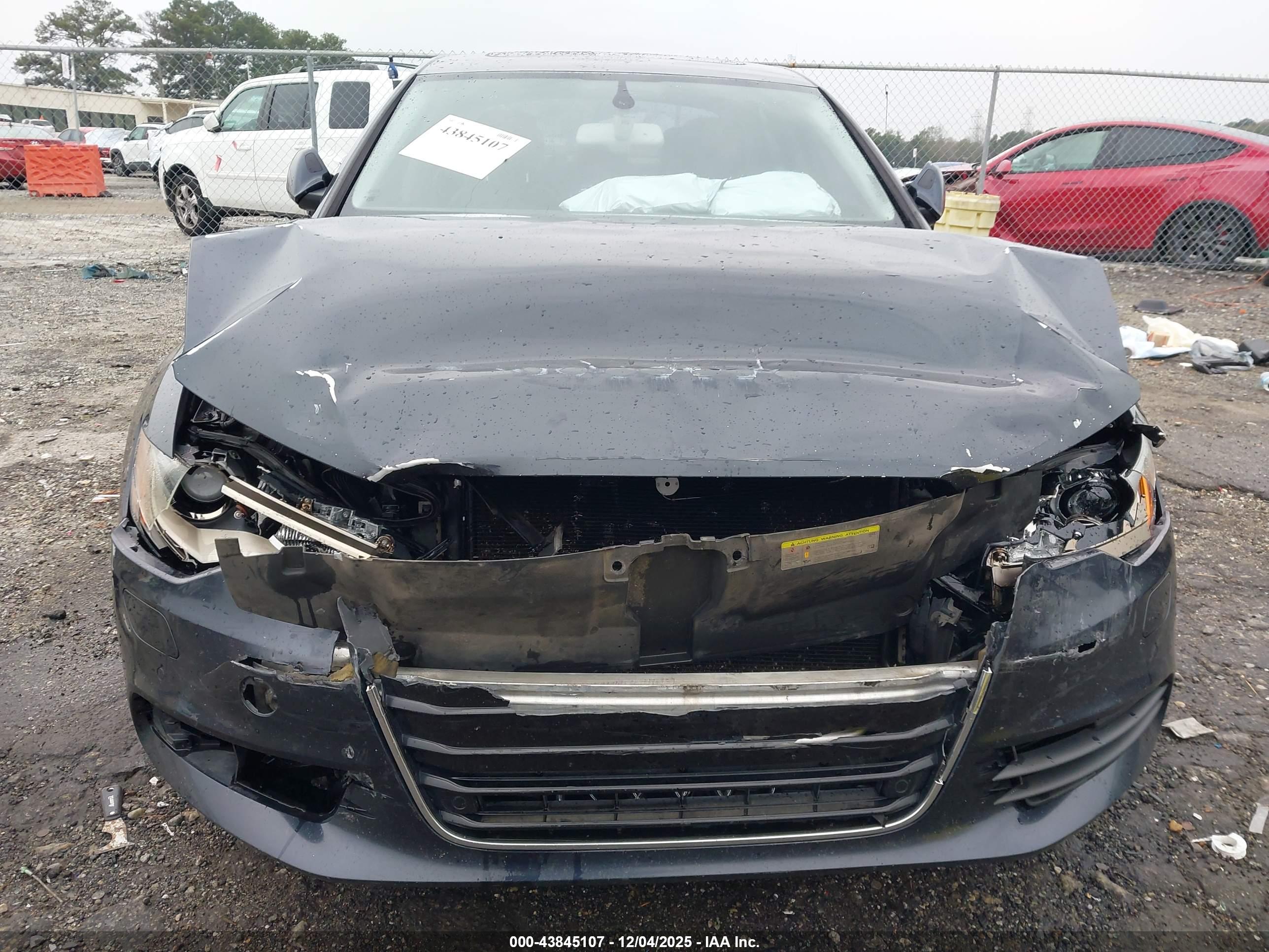 AUDI A6 image 6
