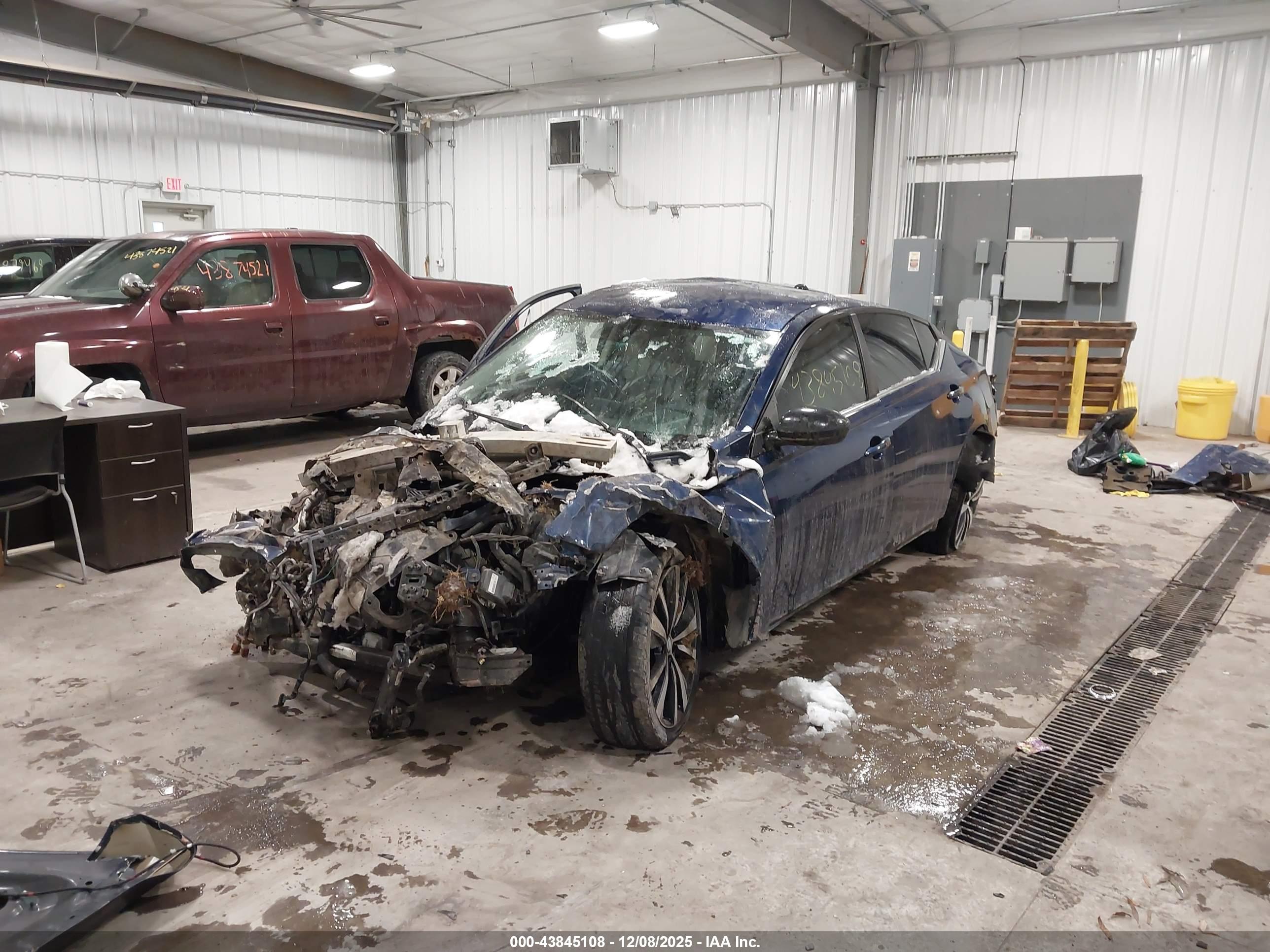 NISSAN ALTIMA image 6