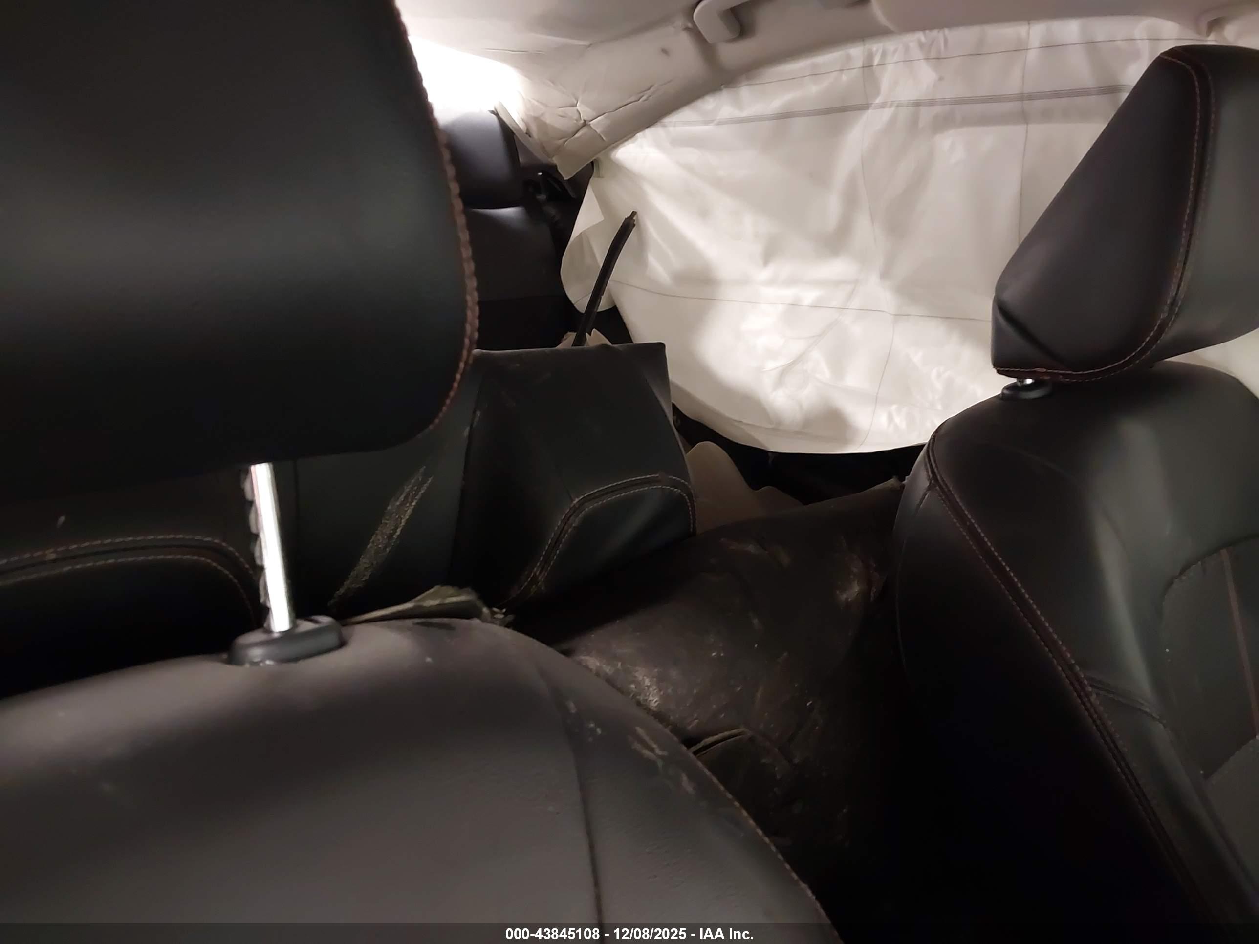 NISSAN ALTIMA image 8