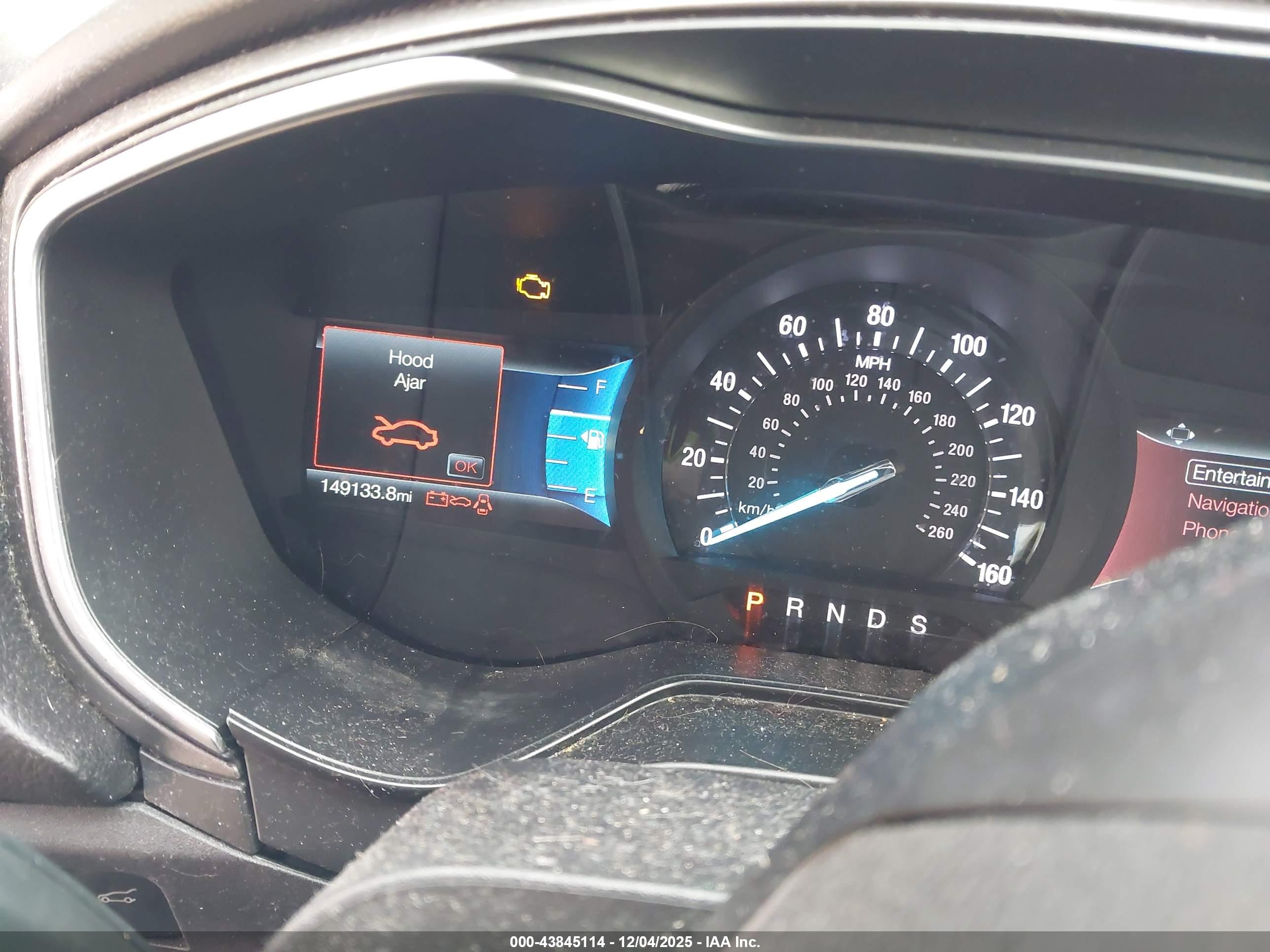 FORD FUSION image 7