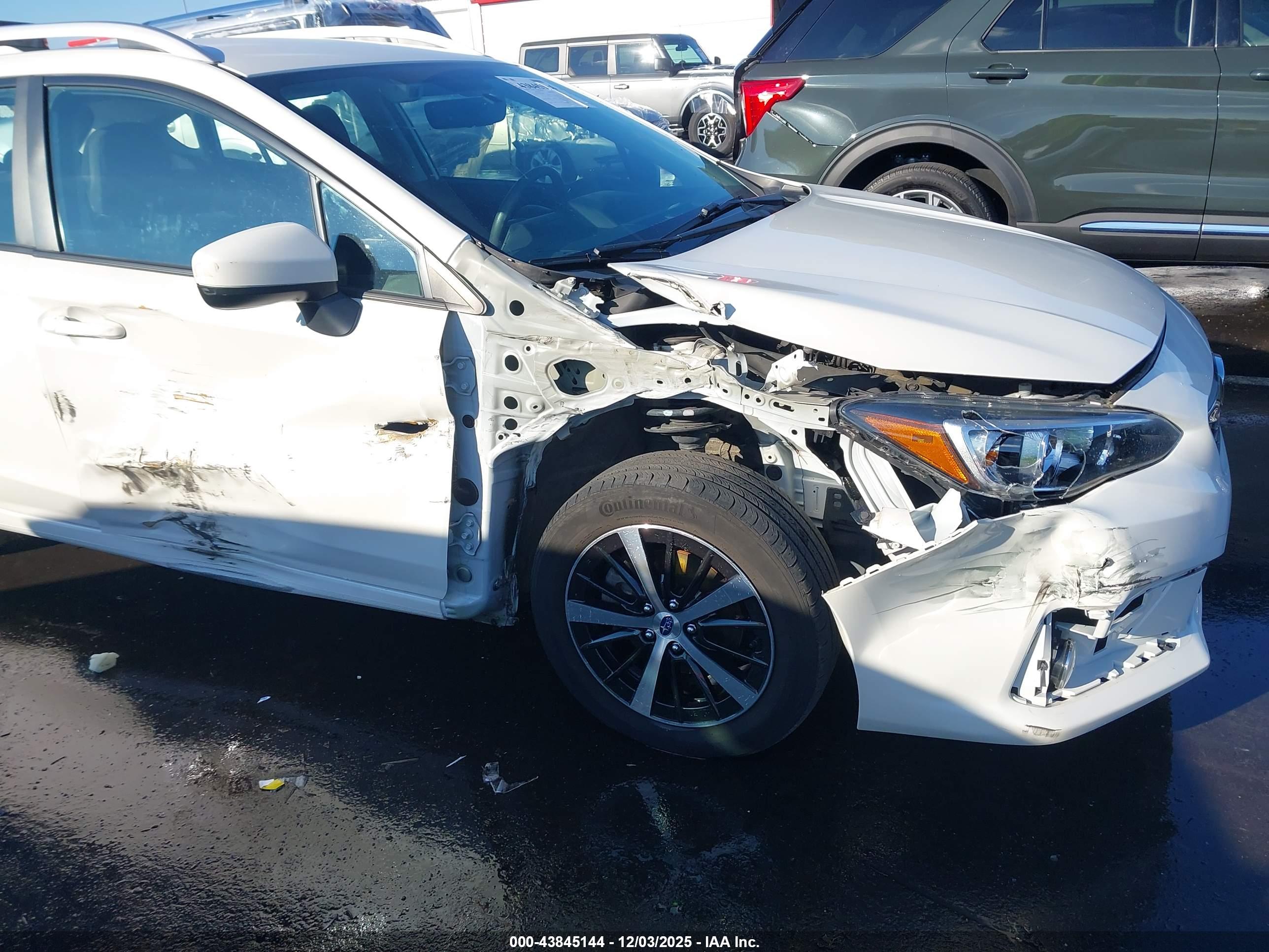 SUBARU IMPREZA image 6