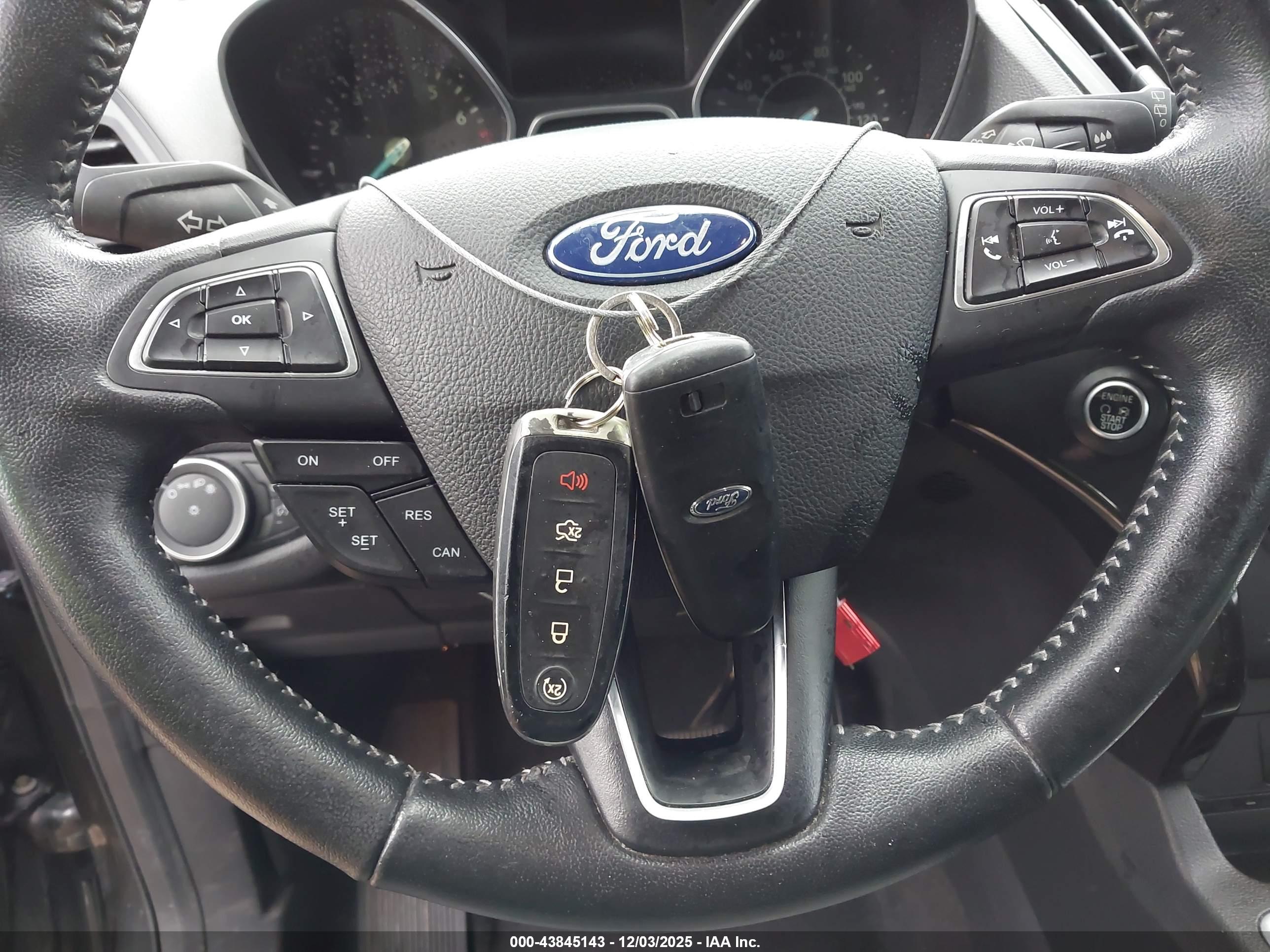FORD ESCAPE image 11