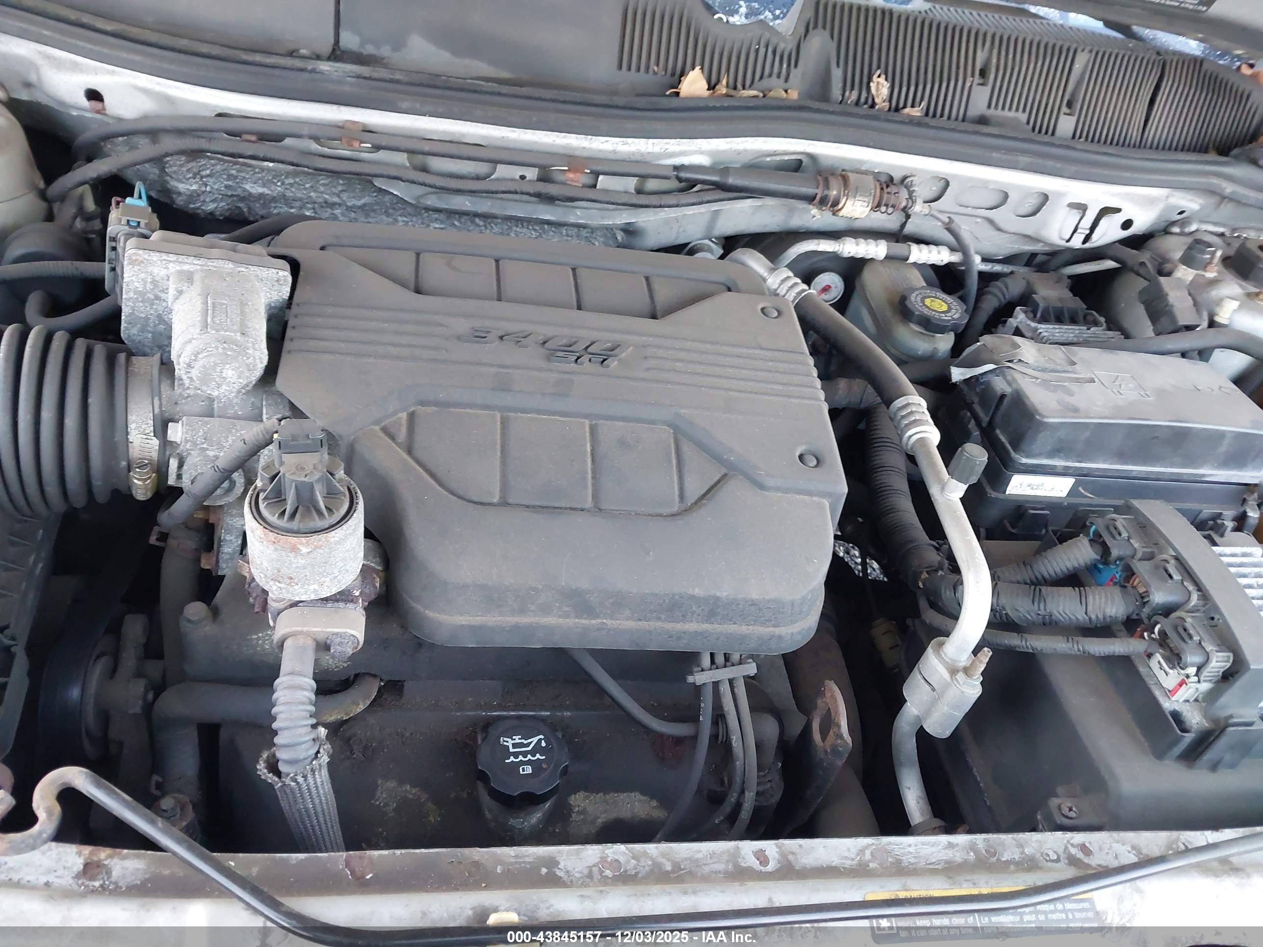 CHEVROLET EQUINOX image 10