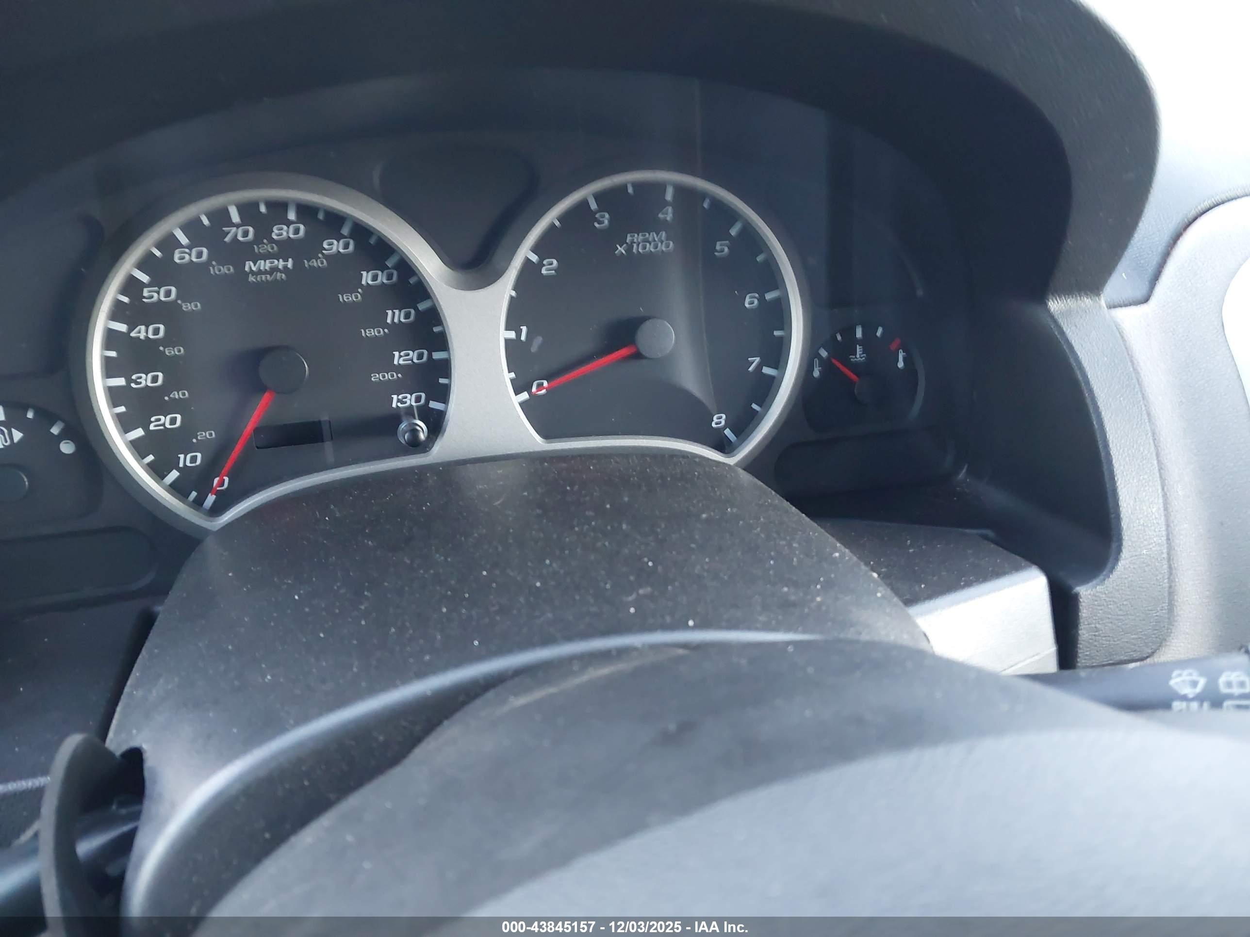 CHEVROLET EQUINOX image 7