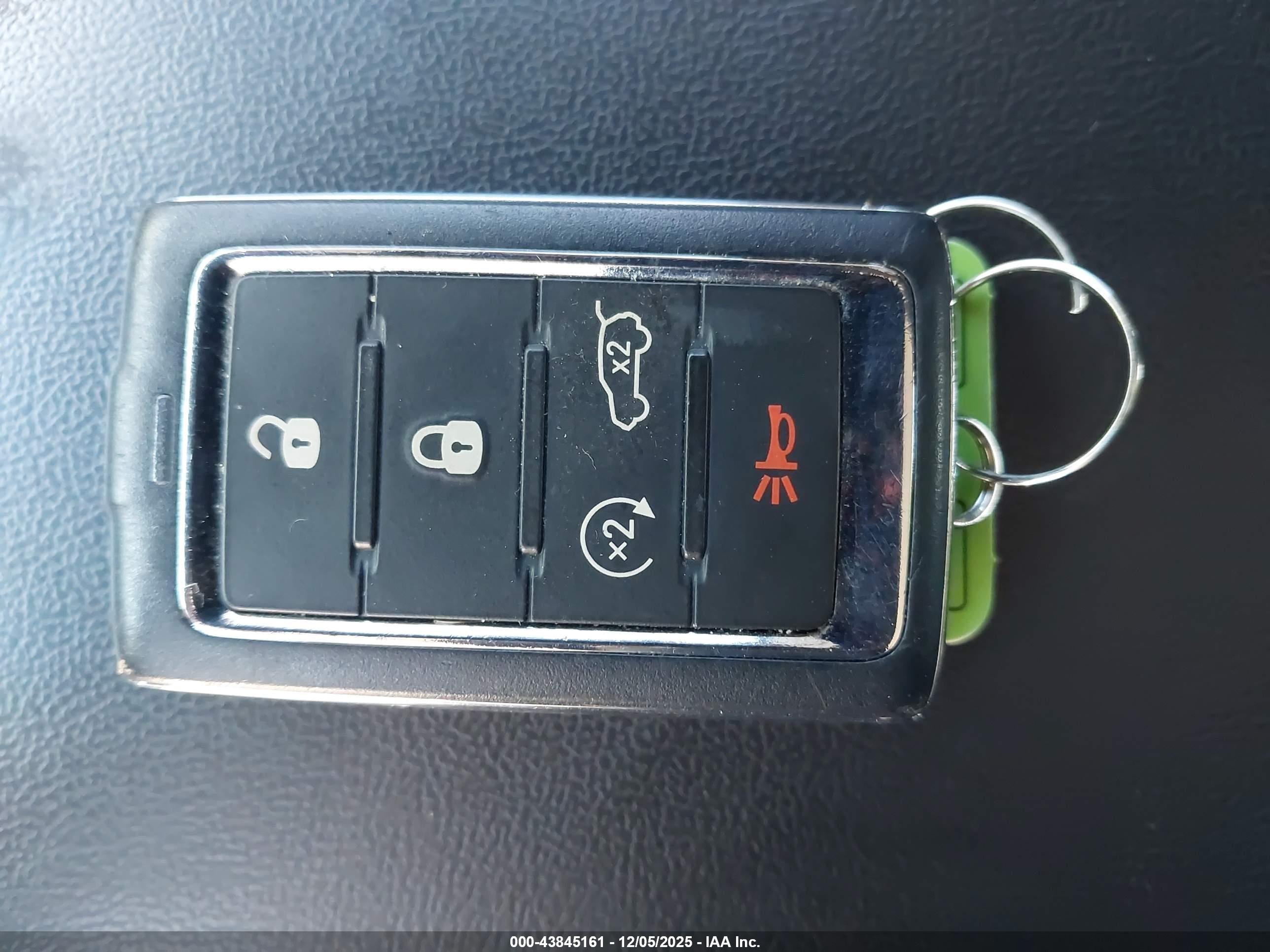 JEEP GRAND image 11