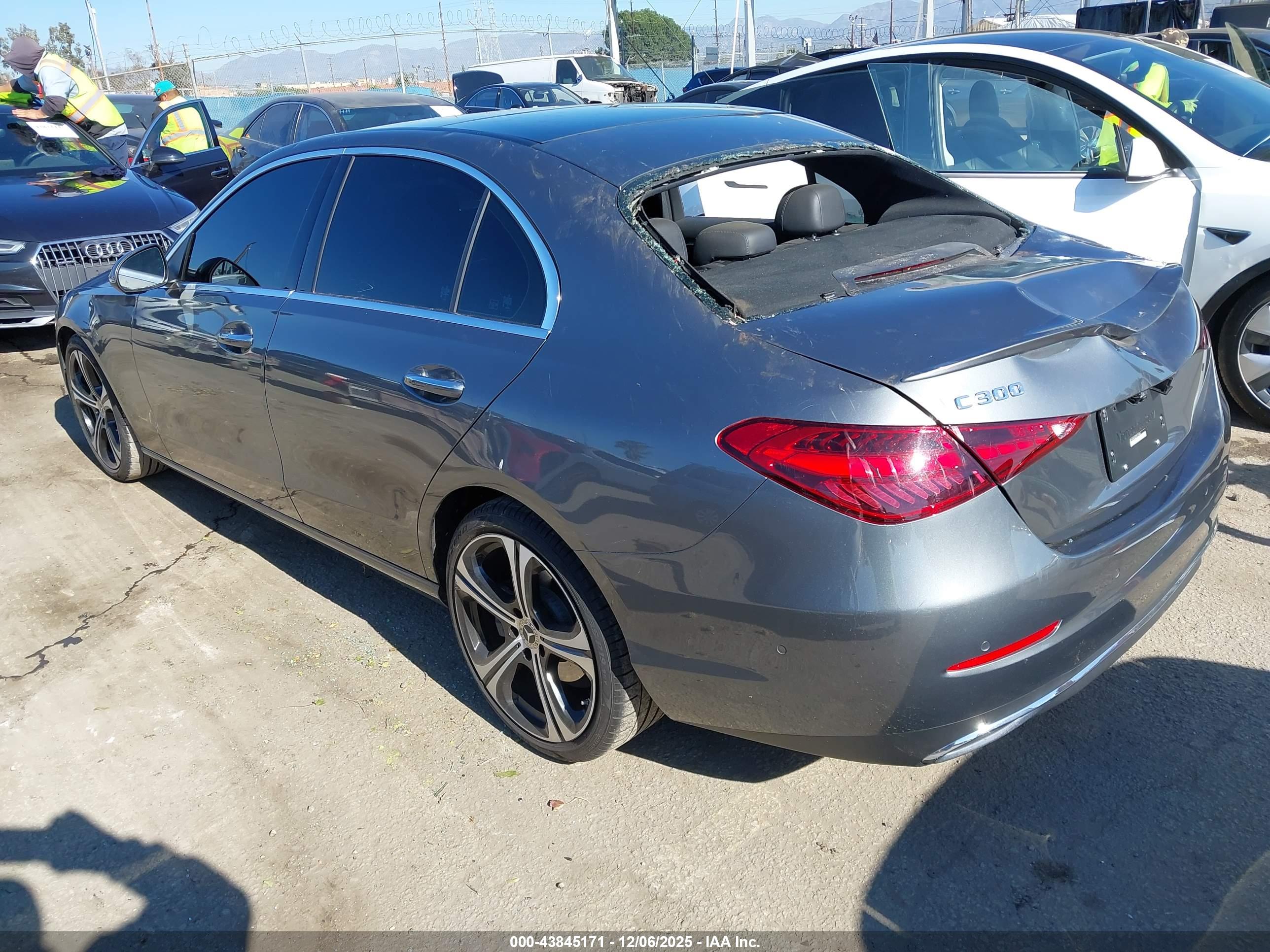 MERCEDES-BENZ C image 3