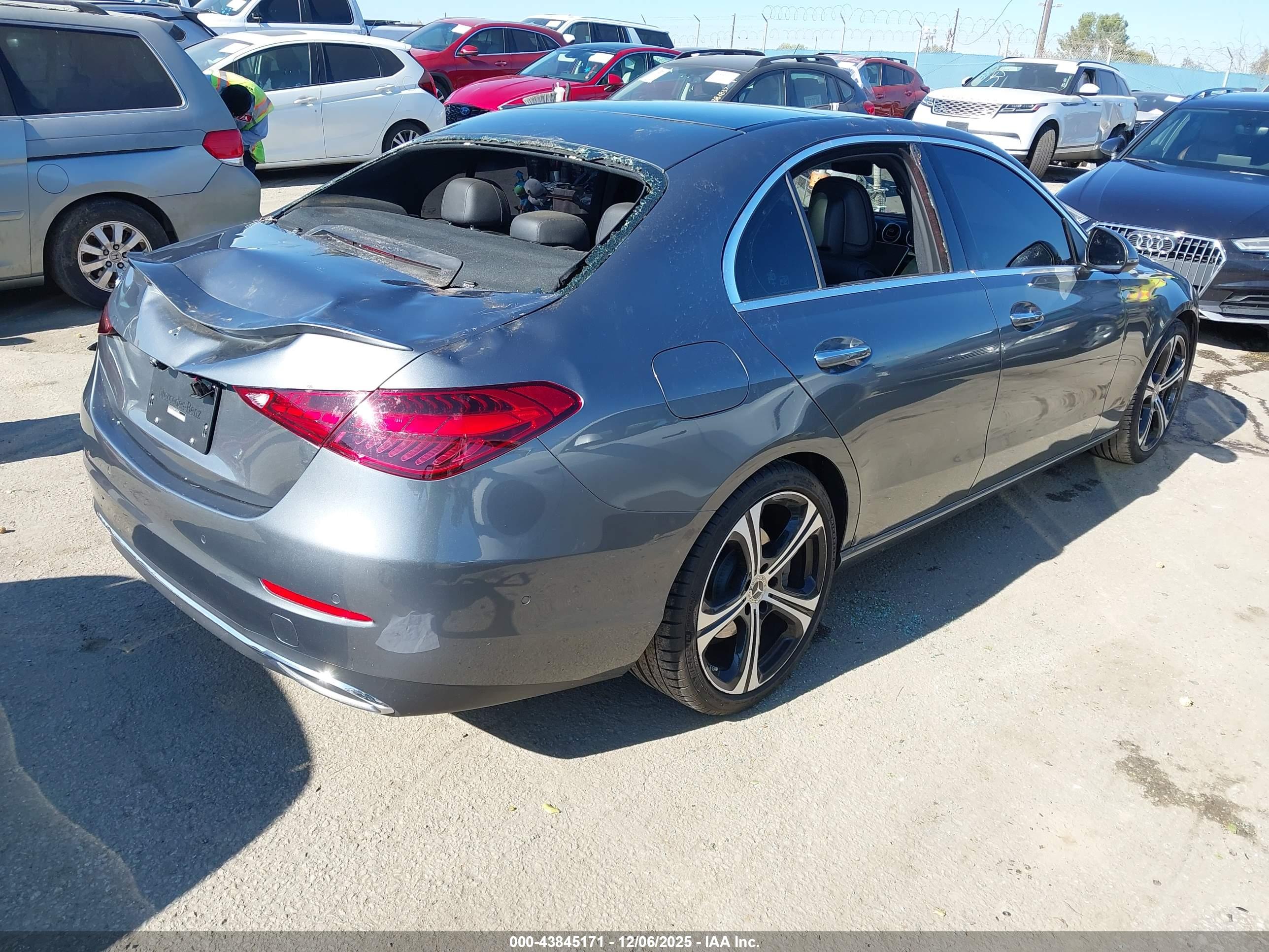 MERCEDES-BENZ C image 4