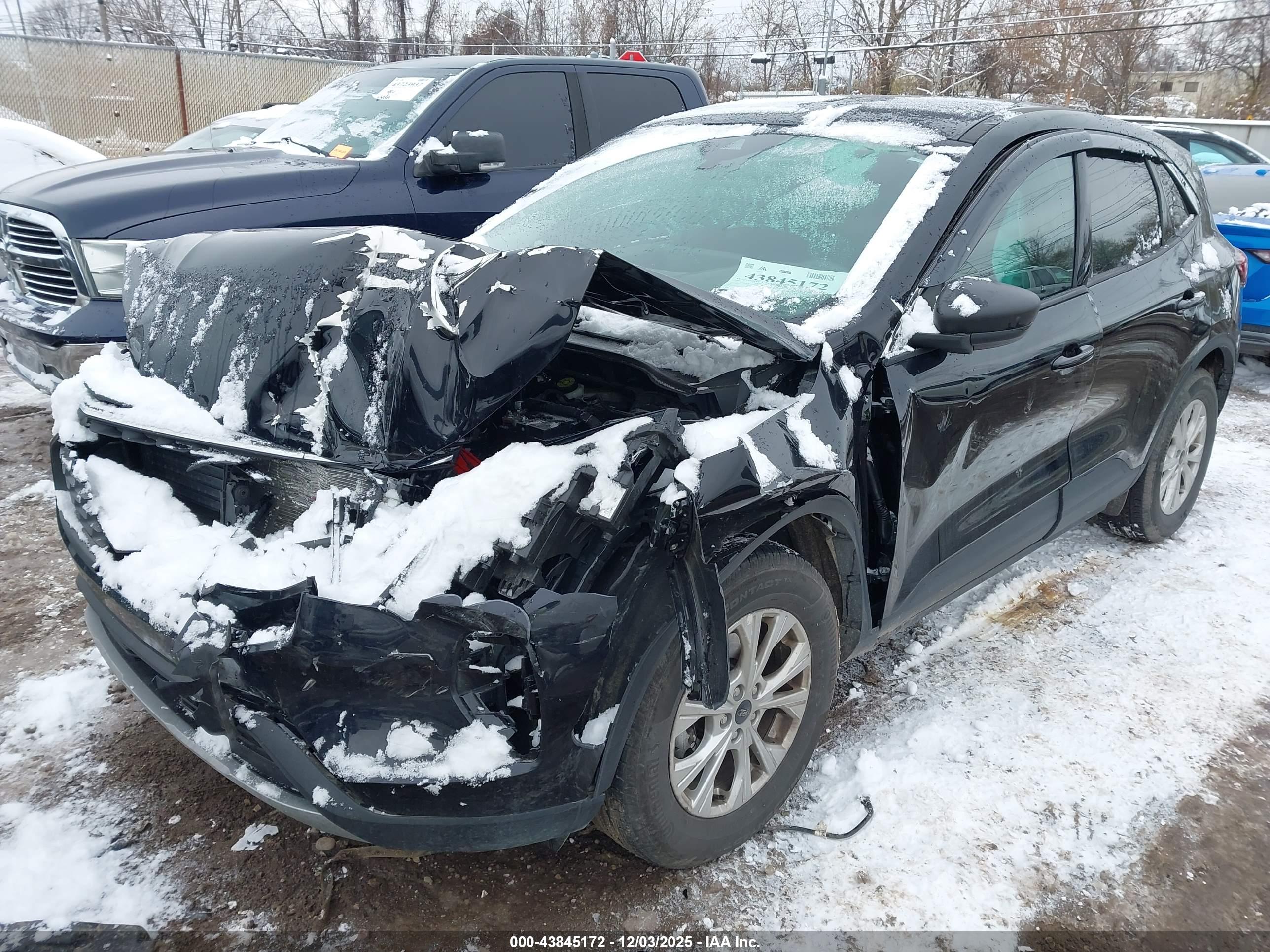 FORD ESCAPE image 6