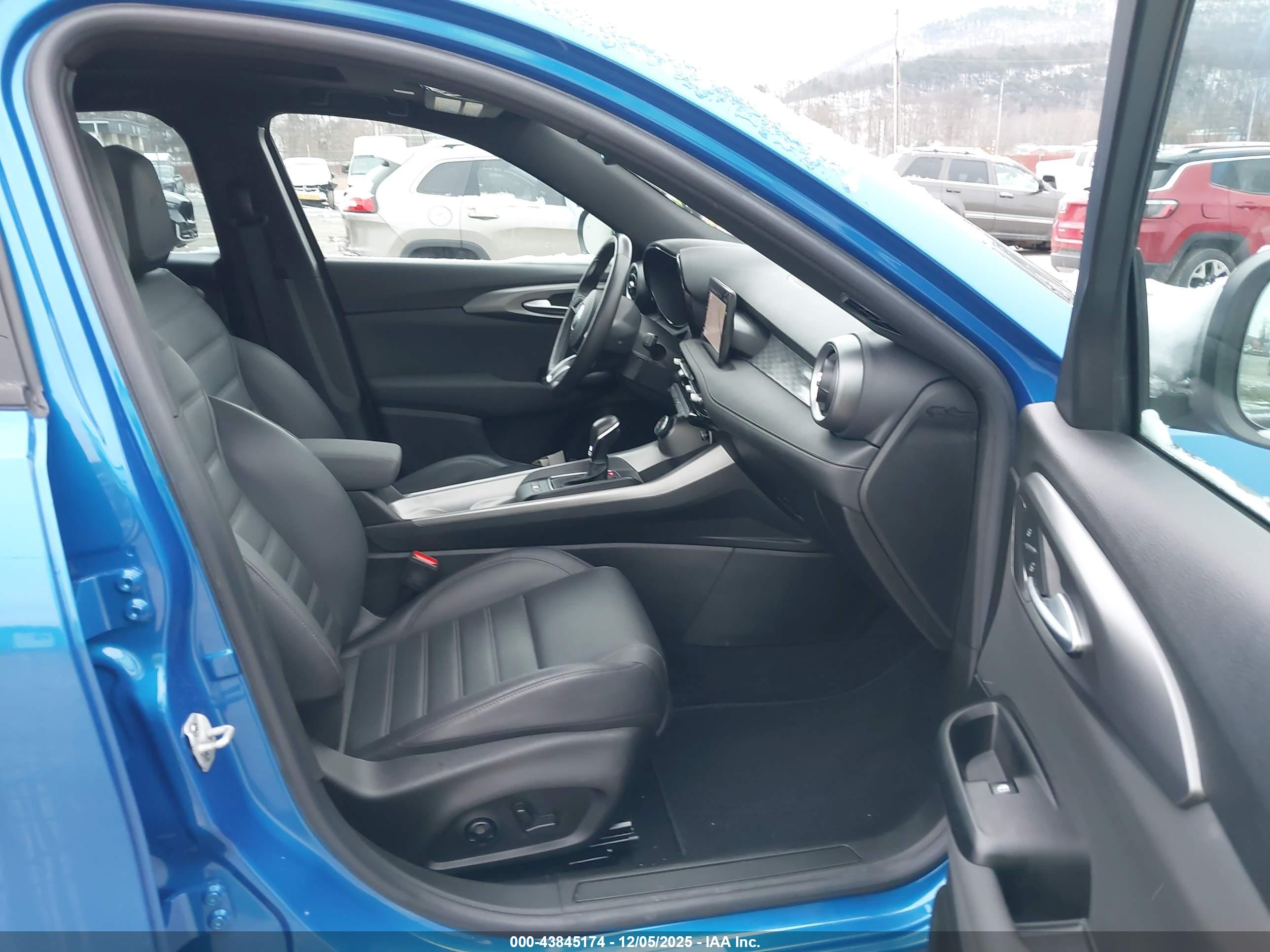 ALFA ROMEO image 5