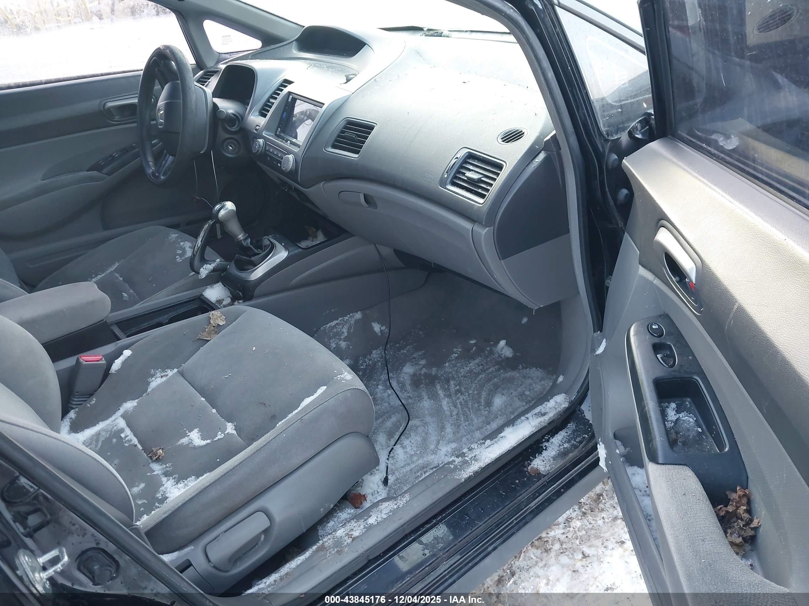HONDA CIVIC image 5