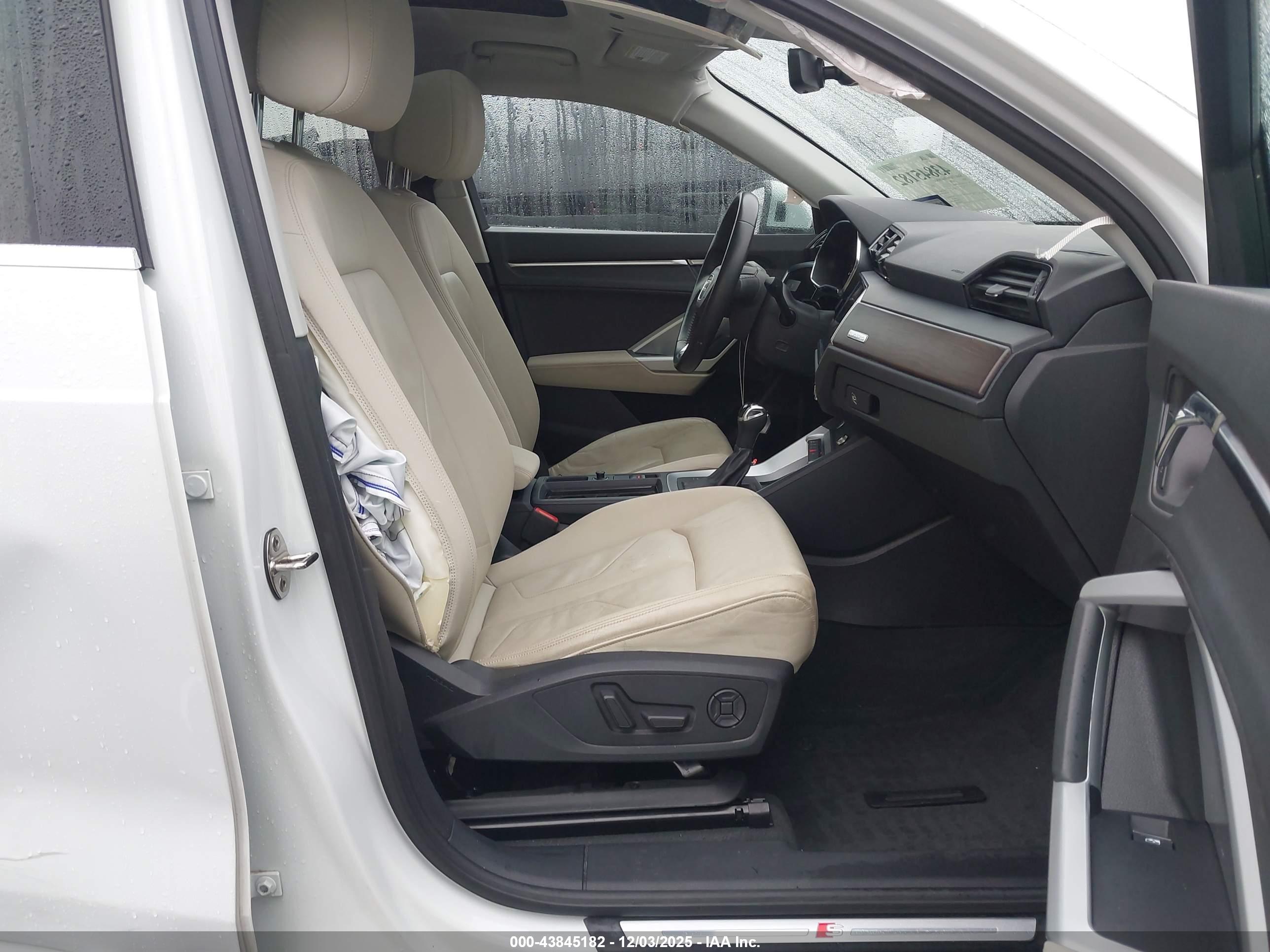 AUDI Q3 image 5