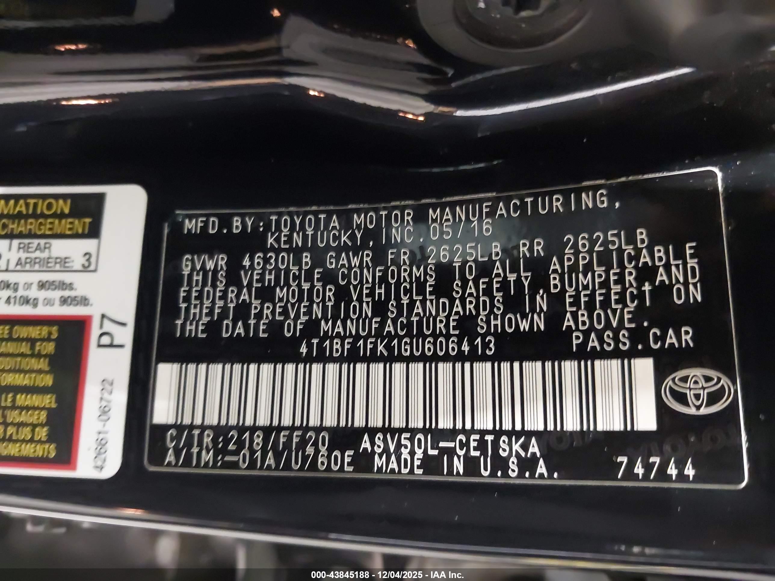 TOYOTA CAMRY image 9