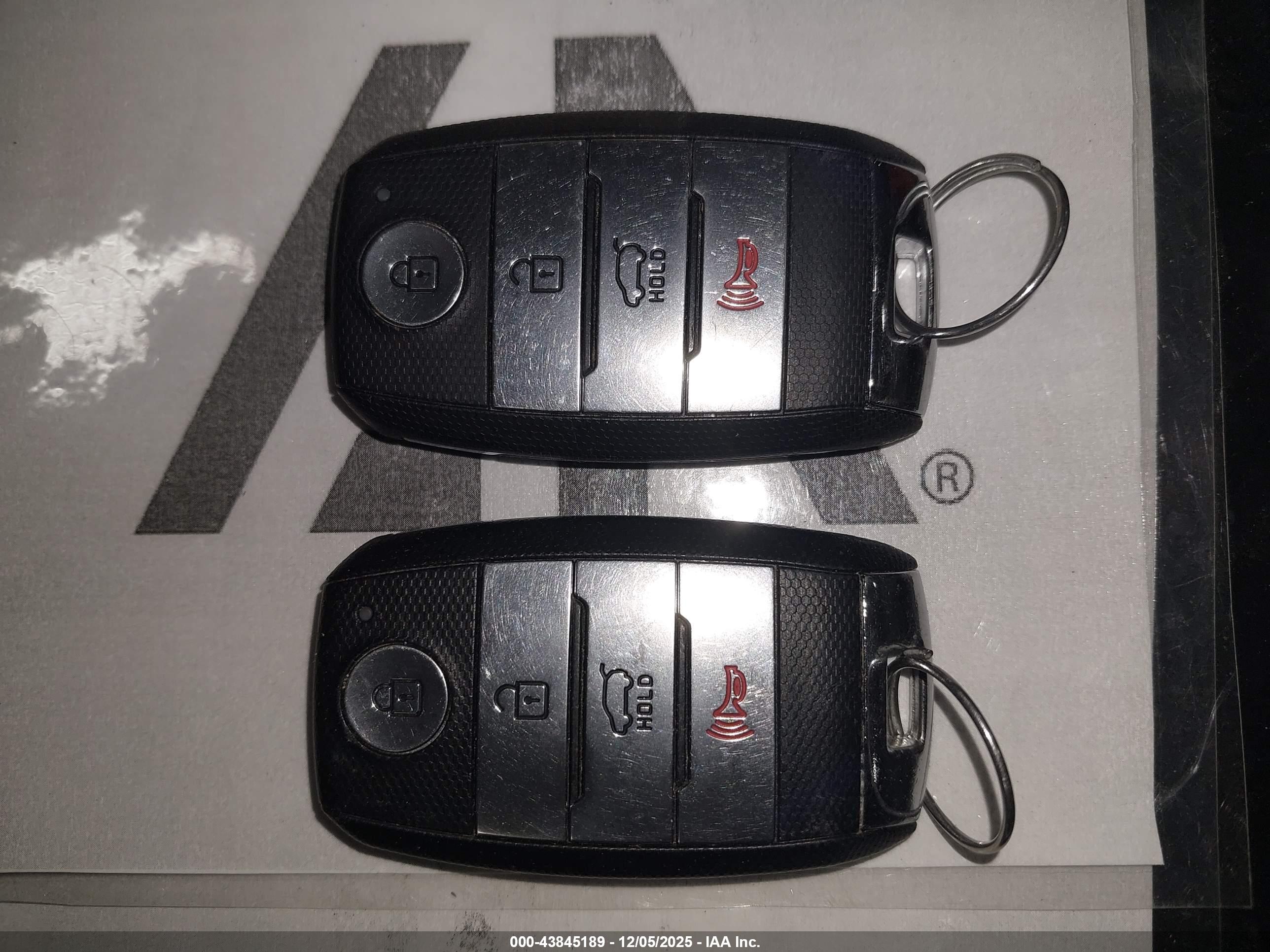 KIA SORENTO image 11