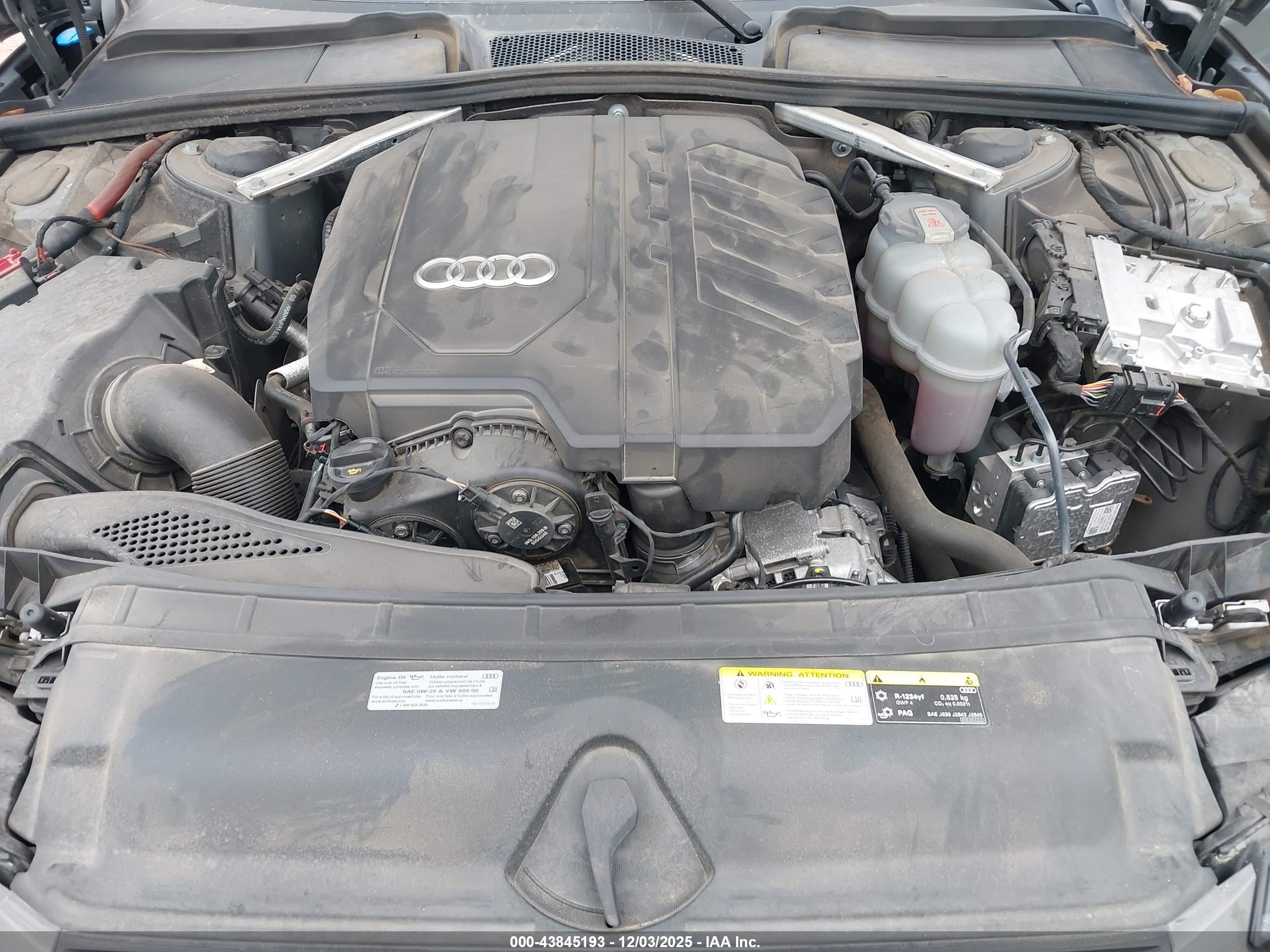 AUDI A4 image 10