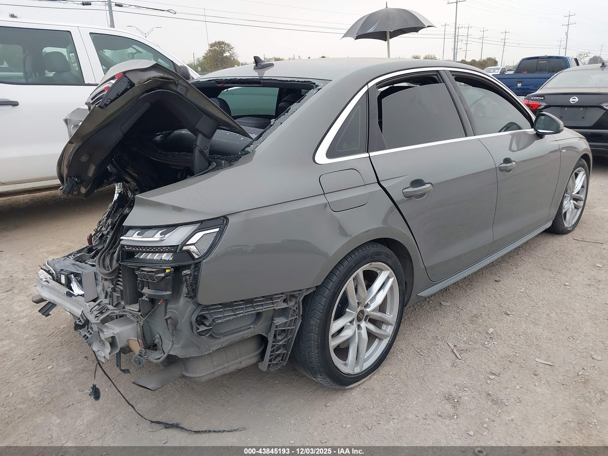 AUDI A4 image 4