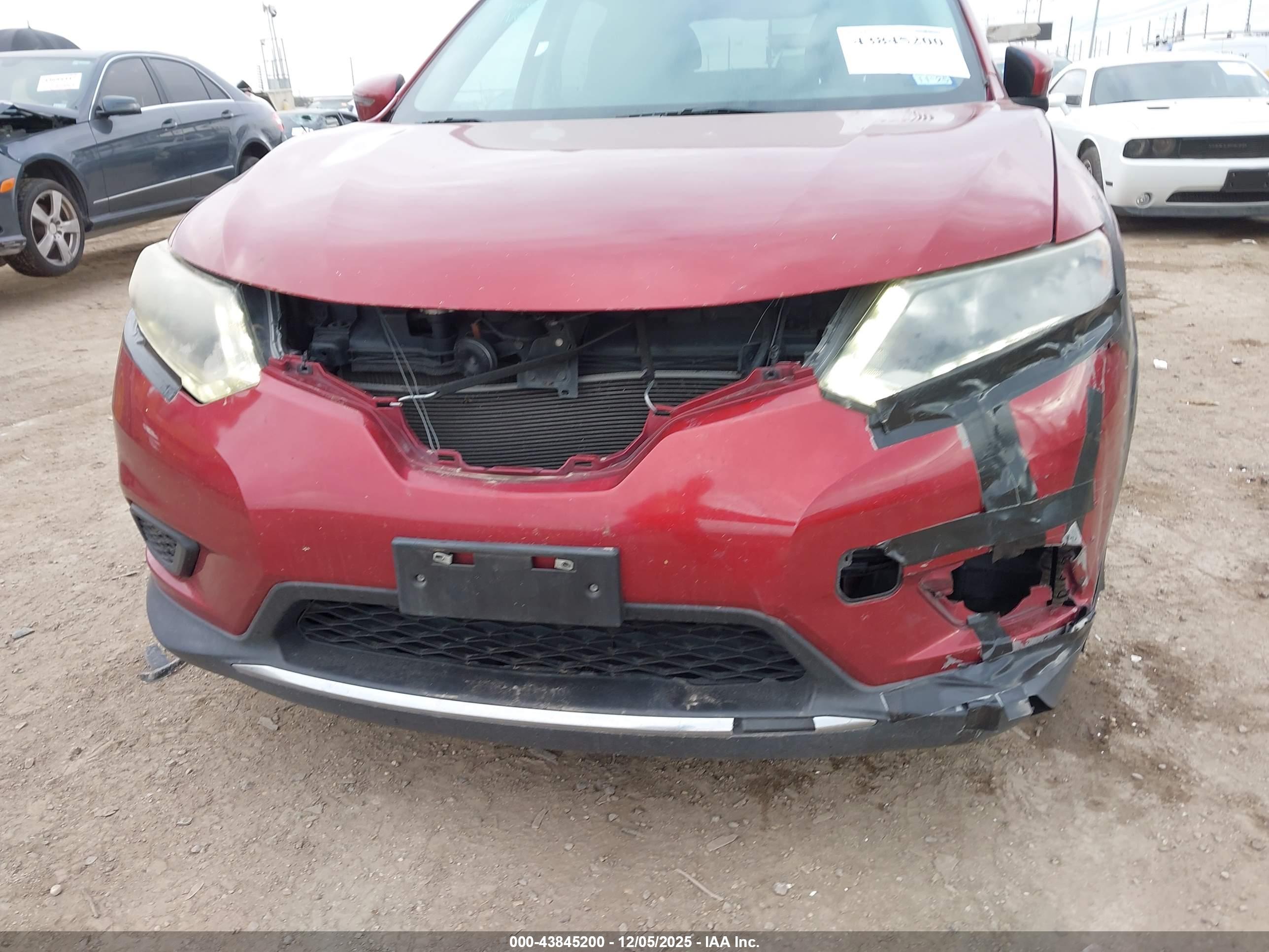 NISSAN ROGUE image 6