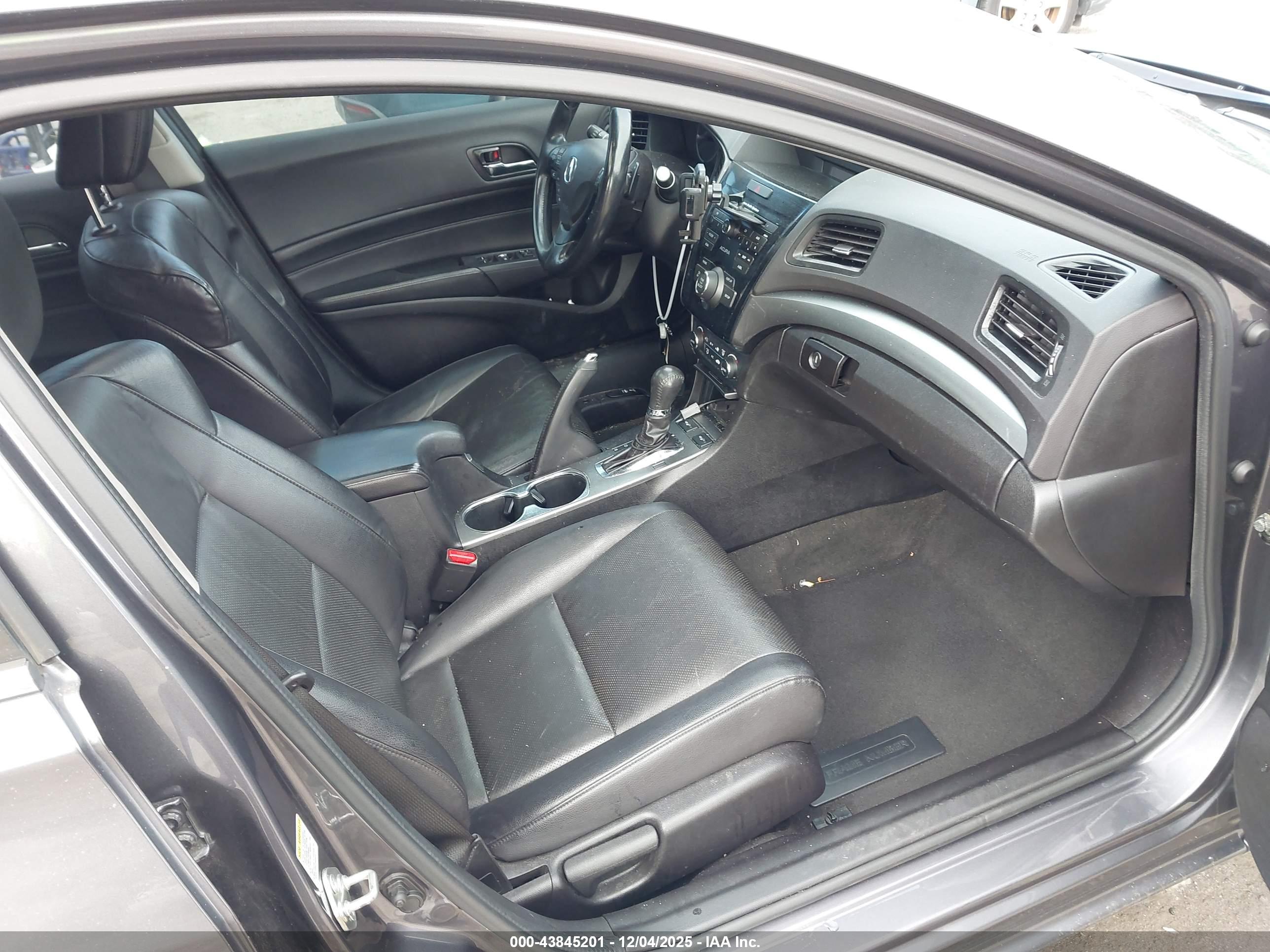 ACURA ILX image 5