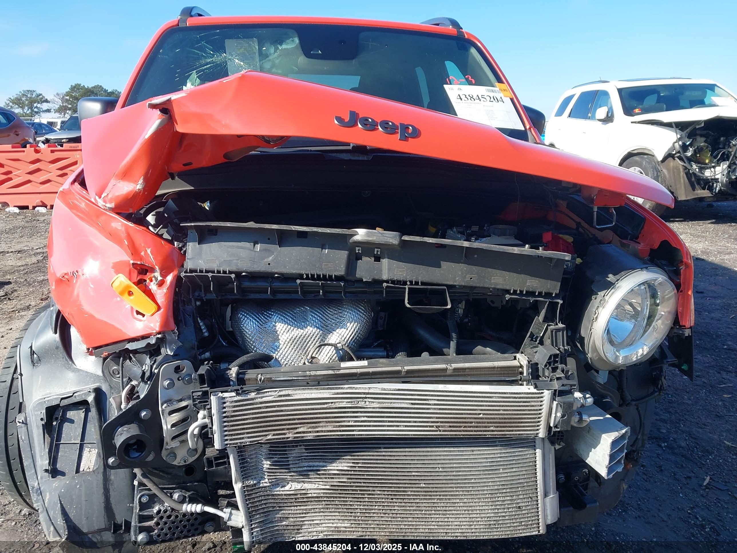 JEEP RENEGADE image 6