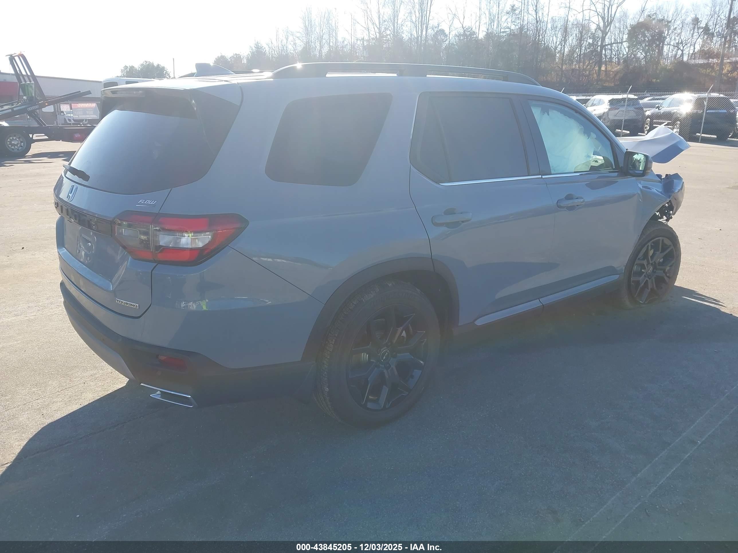 HONDA PILOT image 4
