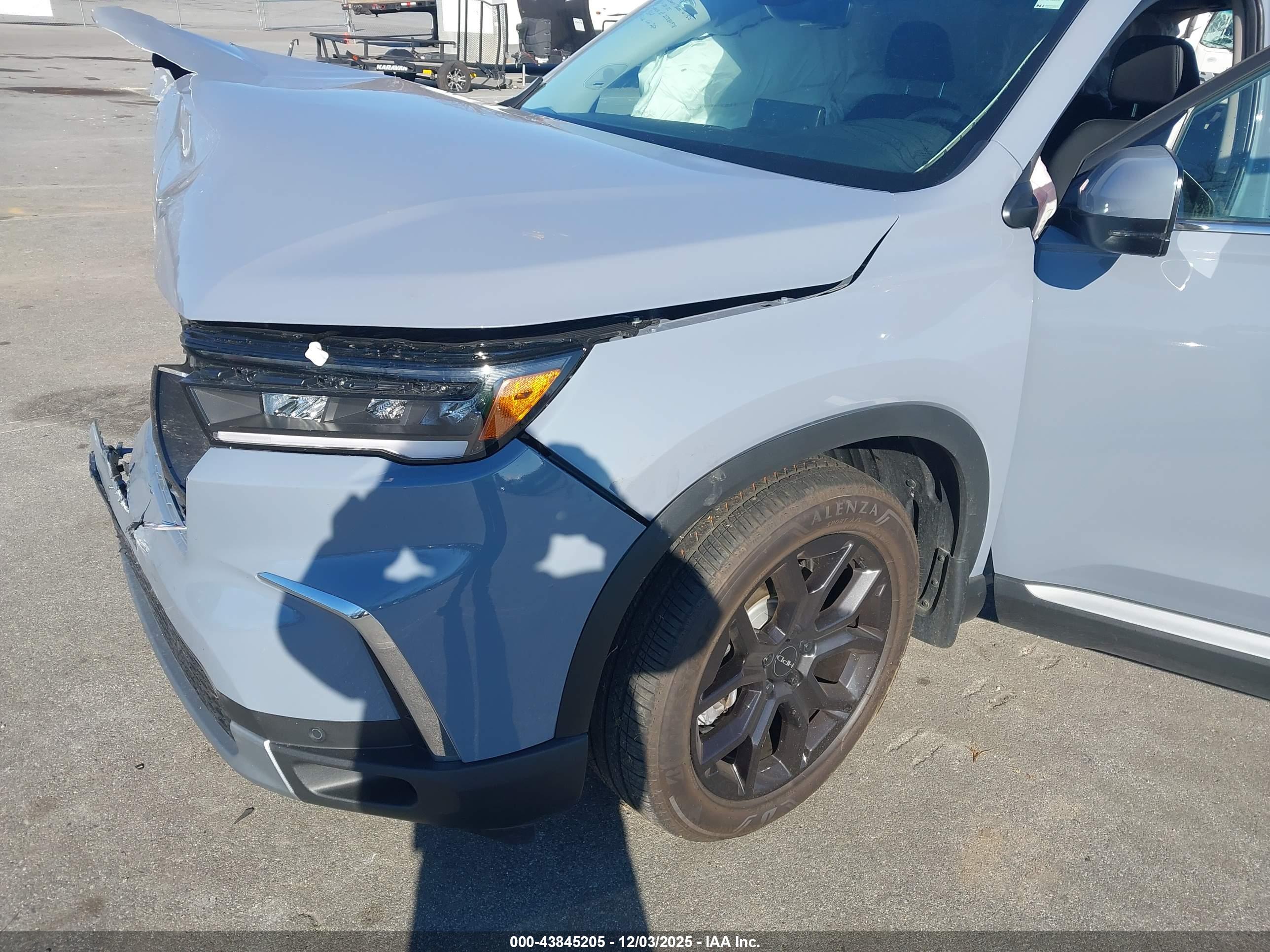HONDA PILOT image 6
