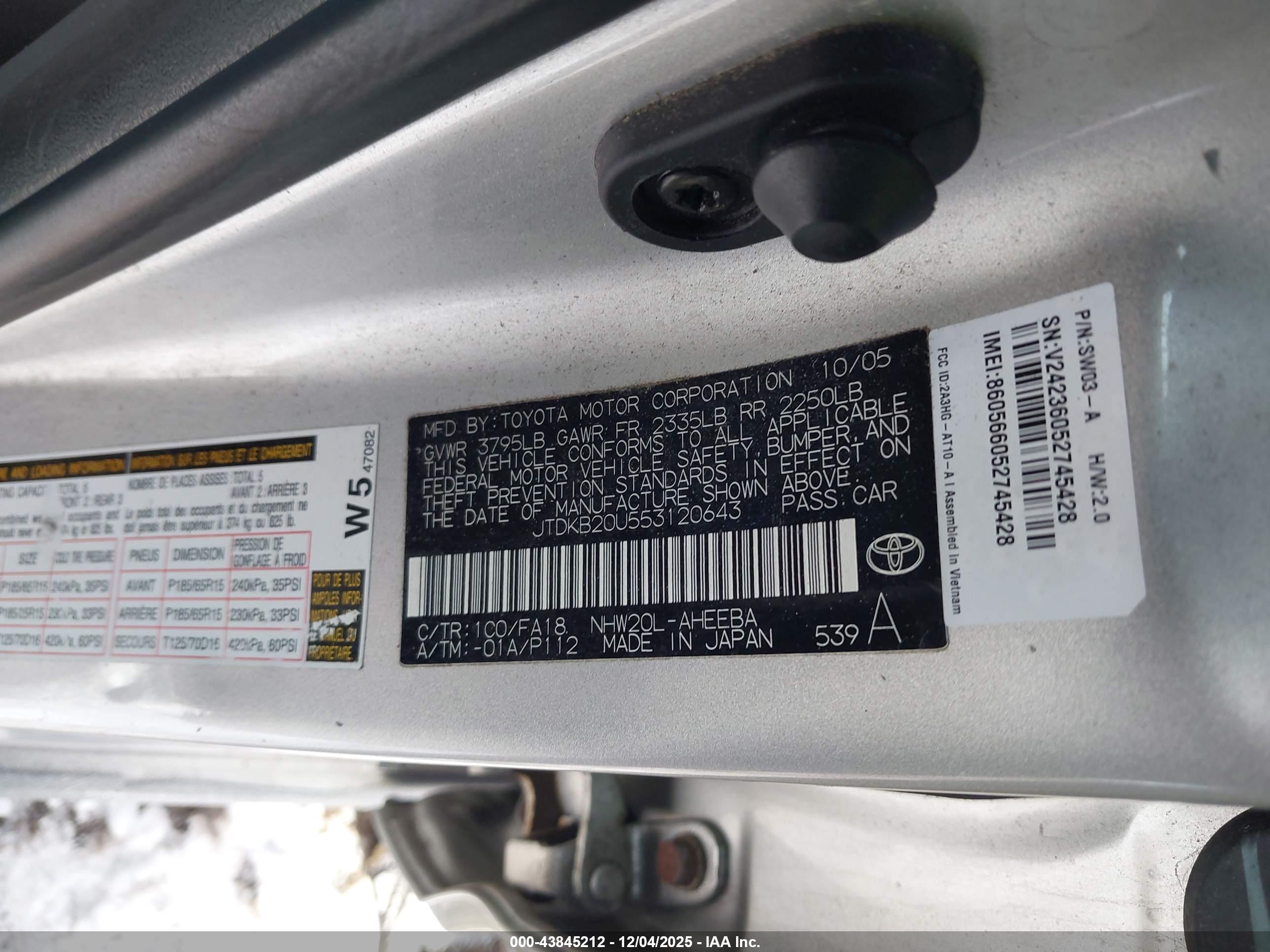 TOYOTA PRIUS image 9