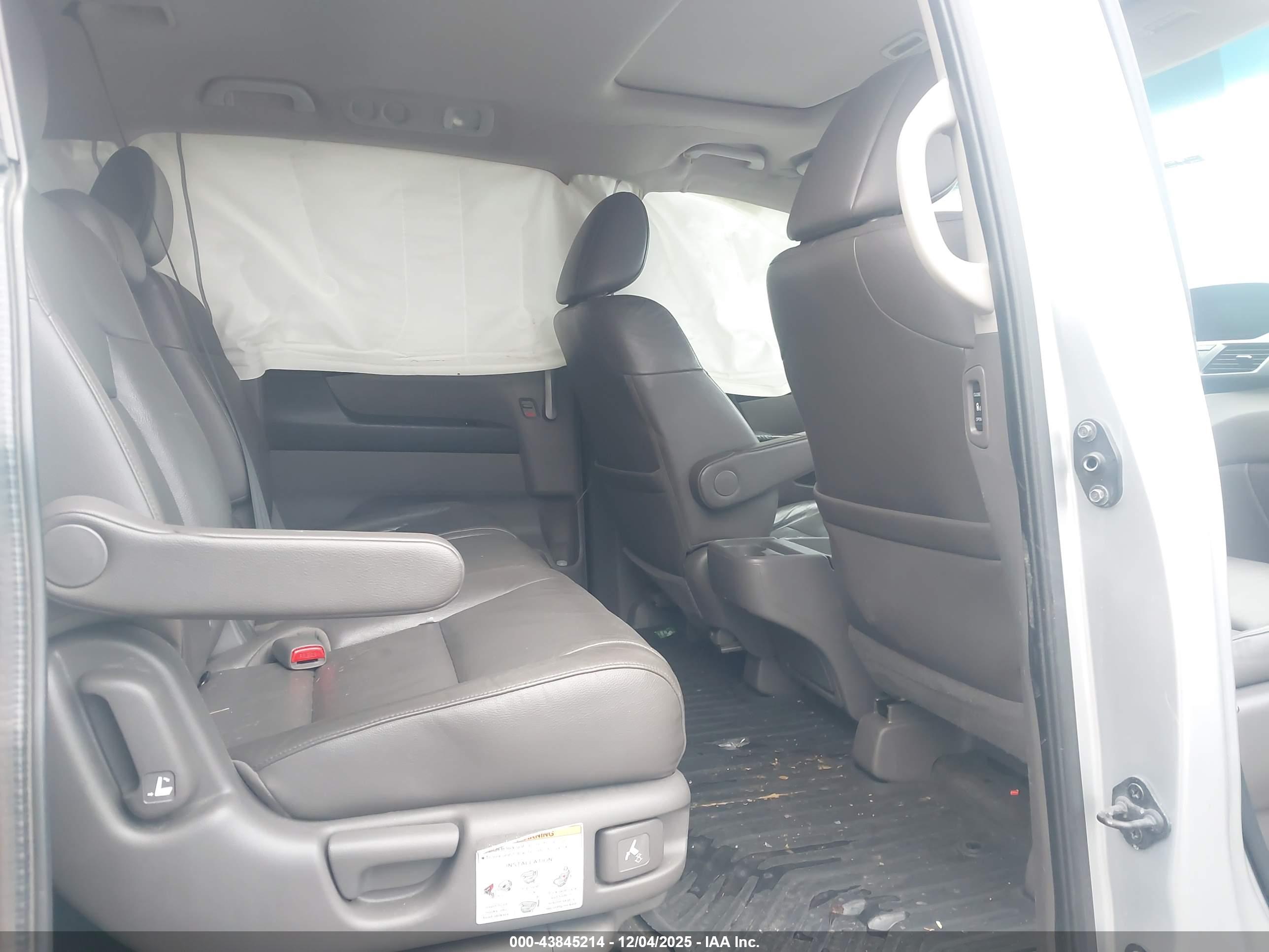 HONDA ODYSSEY image 8