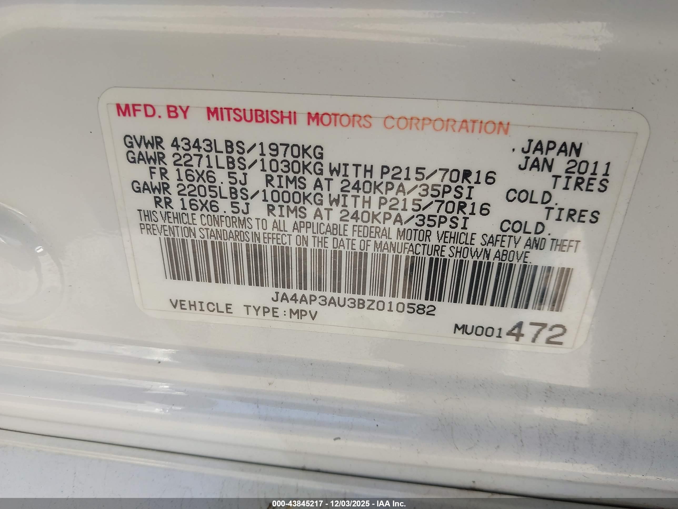 MITSUBISHI OUTLANDER image 9