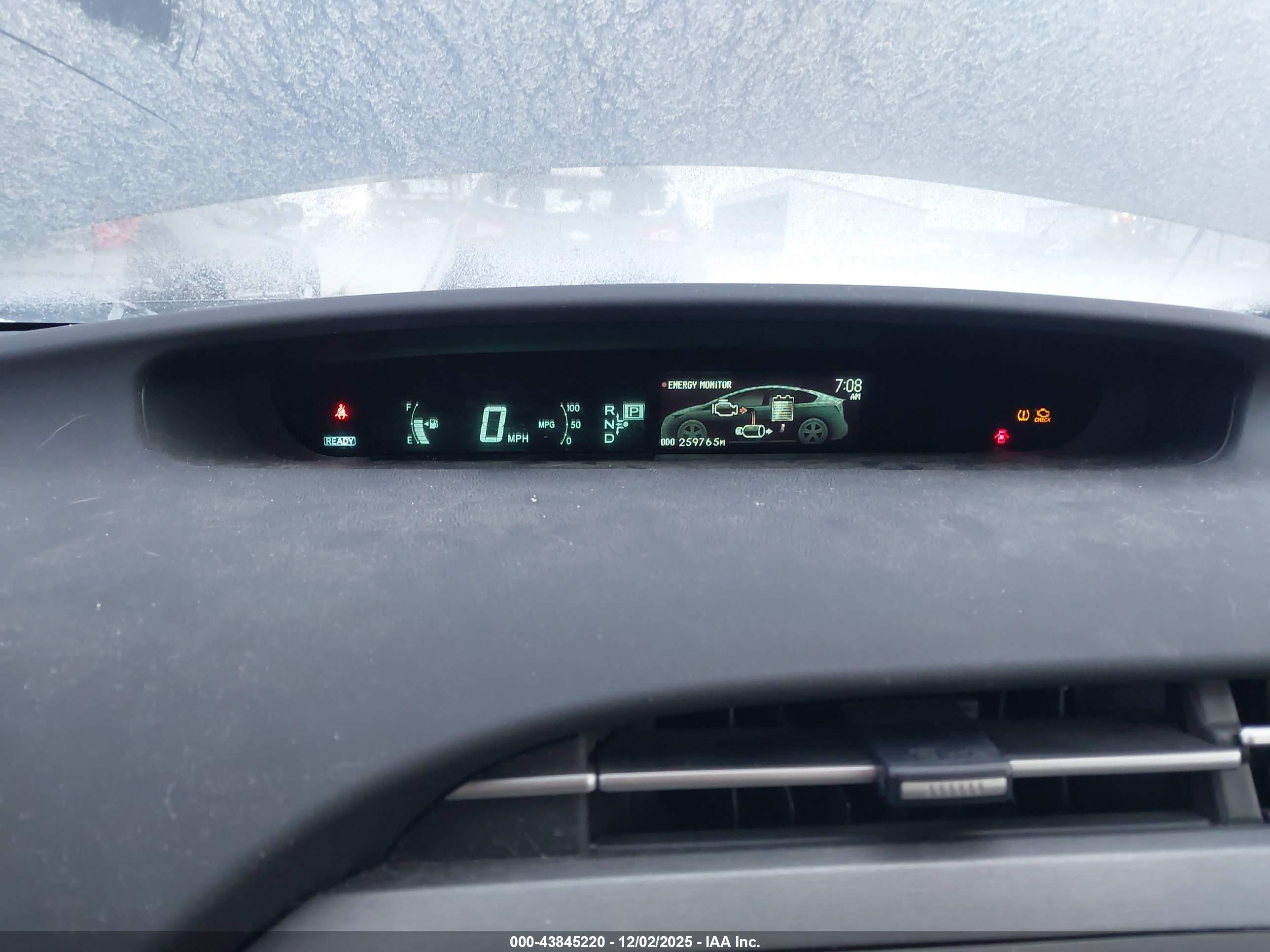TOYOTA PRIUS image 7
