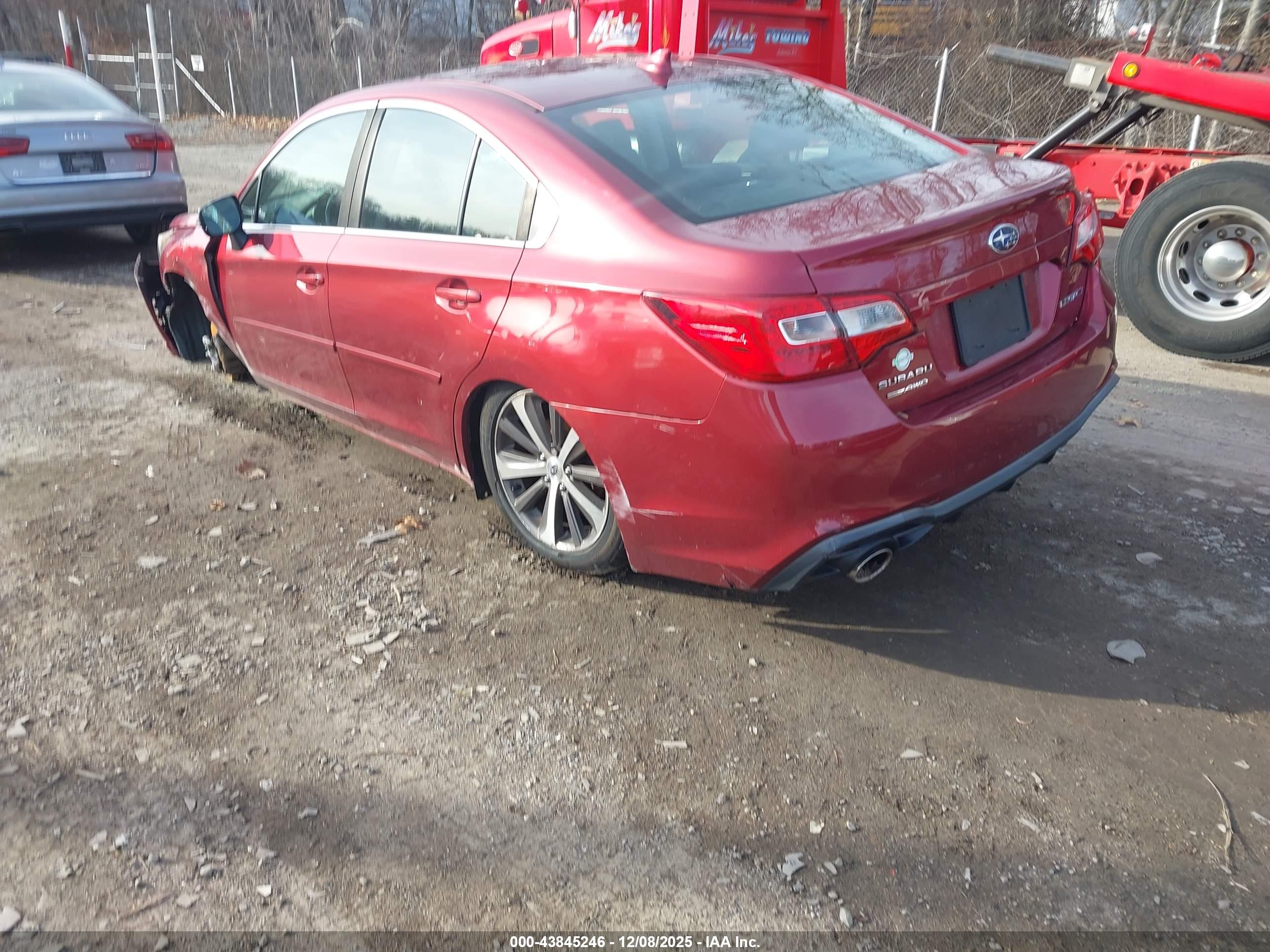 SUBARU LEGACY image 3