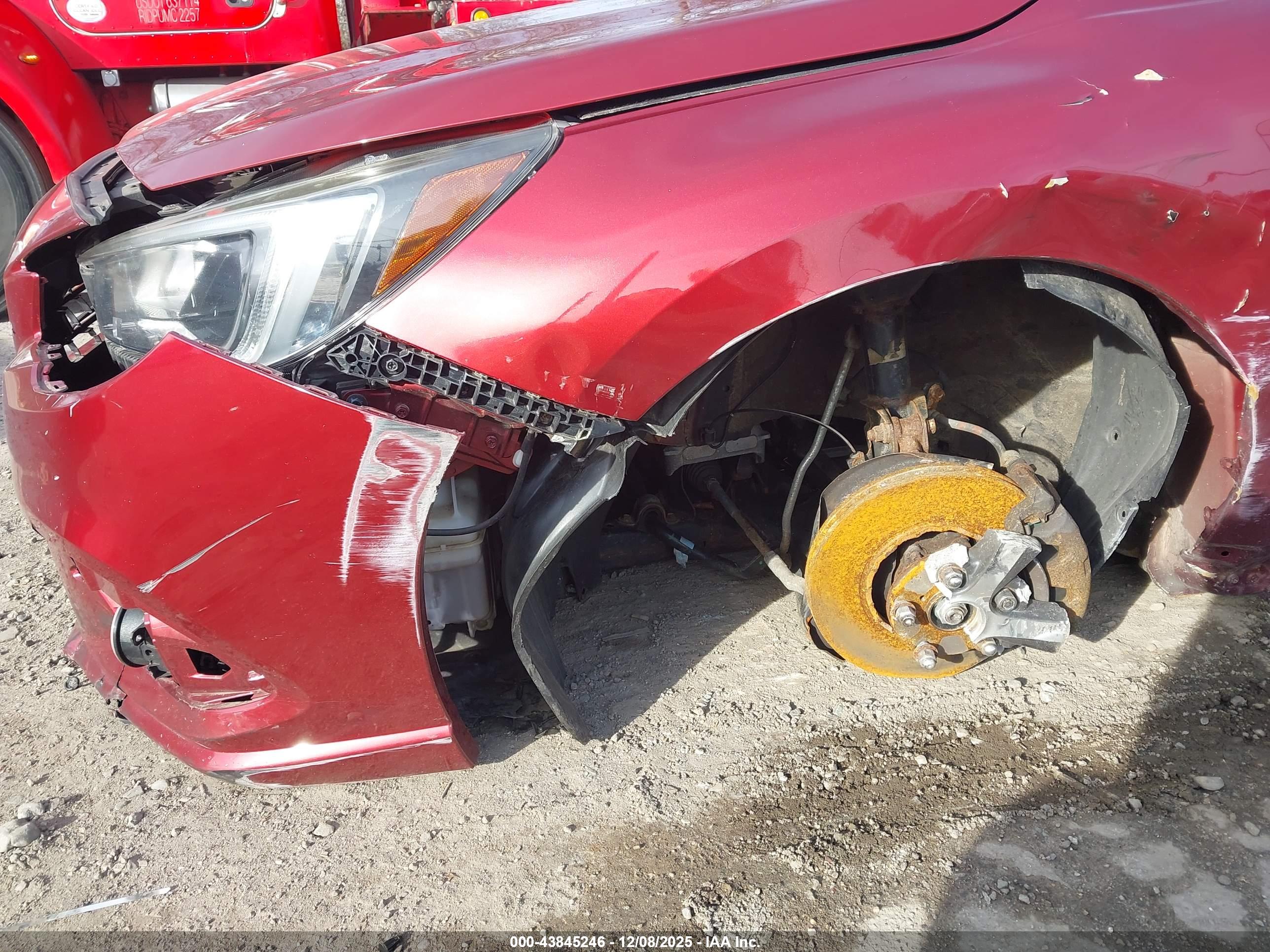 SUBARU LEGACY image 6